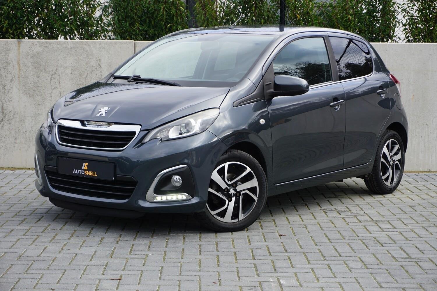 Peugeot 108 1.0 e-VTi Allure Automaat|camera|zeer zuinig, Auto's, Stof, Gebruikt, 4 stoelen, 3 cilinders