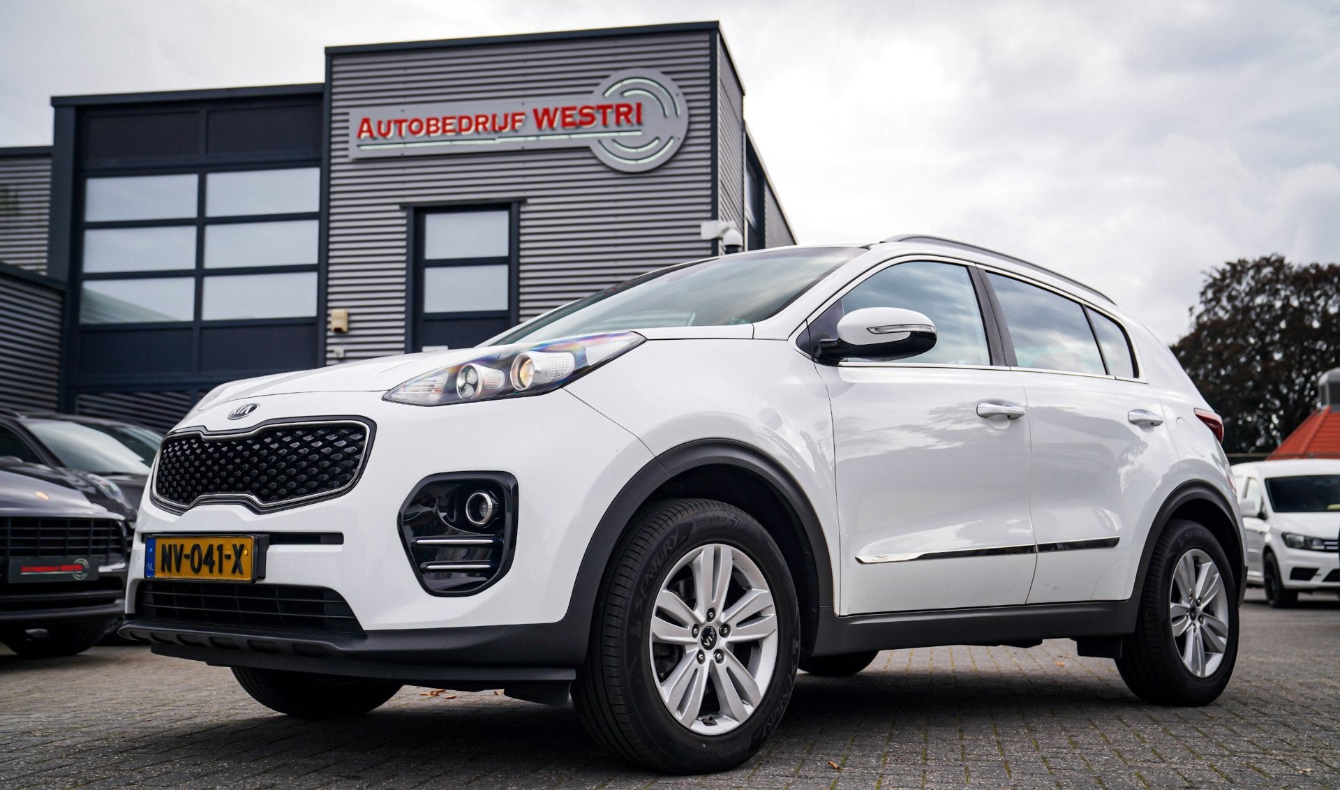 Kia Sportage 1.6 GDI DynamicLine | LED | Climatronic airco |, Voorwielaandrijving, Stof, Gebruikt, 4 cilinders