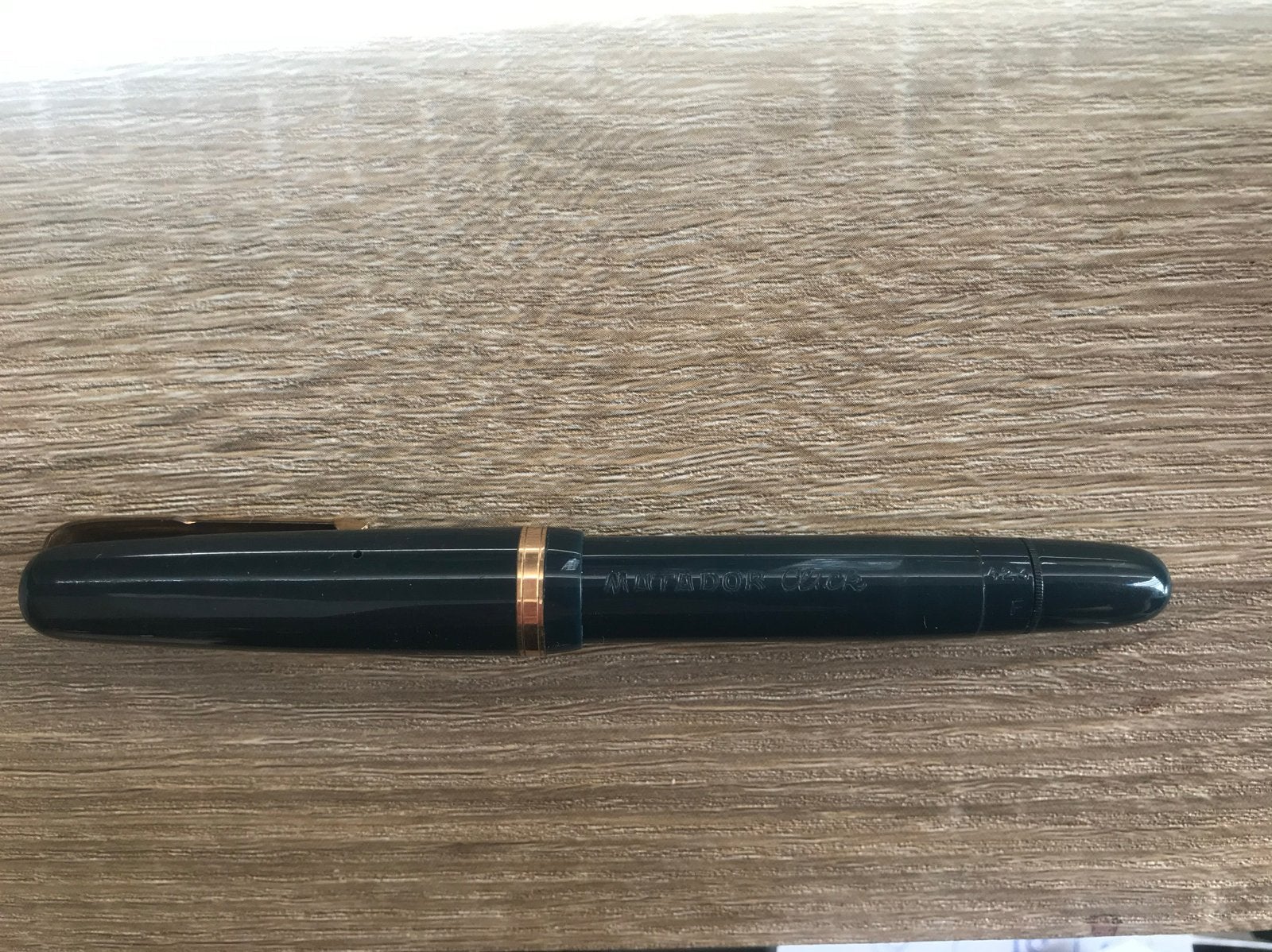 Antieke vulpen Matador click 423 F groen old fountain pen, Verzamelen, Pennenverzamelingen, Ophalen of Verzenden, Gebruikt, Vulpen