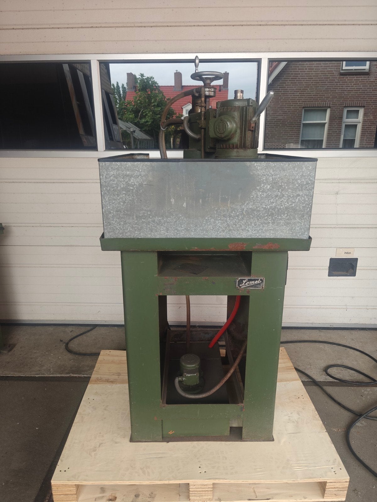 Lomet zwenkslijpmachine, Ophalen, Gebruikt, Elektrisch, Lomet