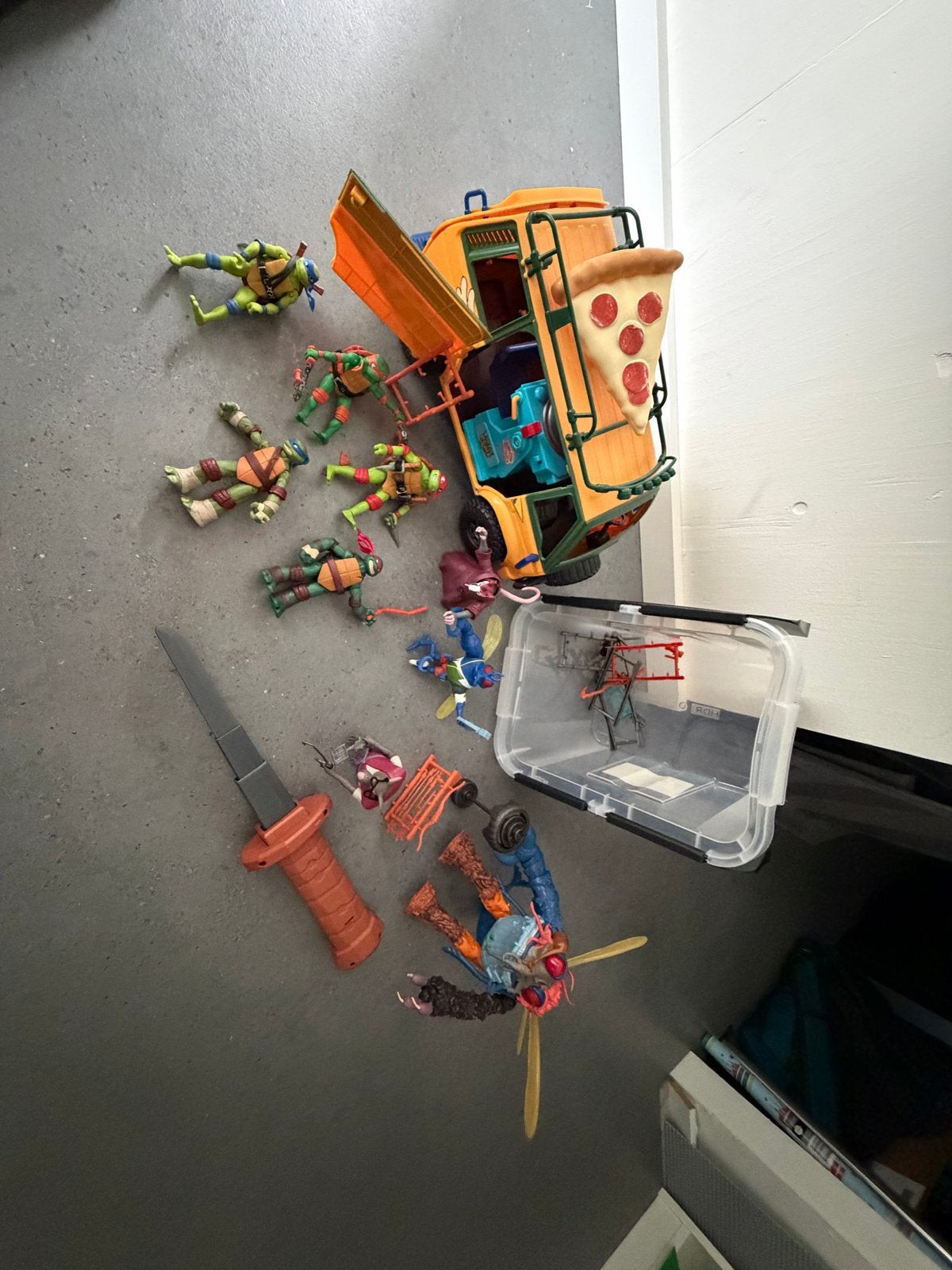 Turtle bus met diverse Turtles en zwaard, Verzamelen, Ophalen of Verzenden, Gebruikt