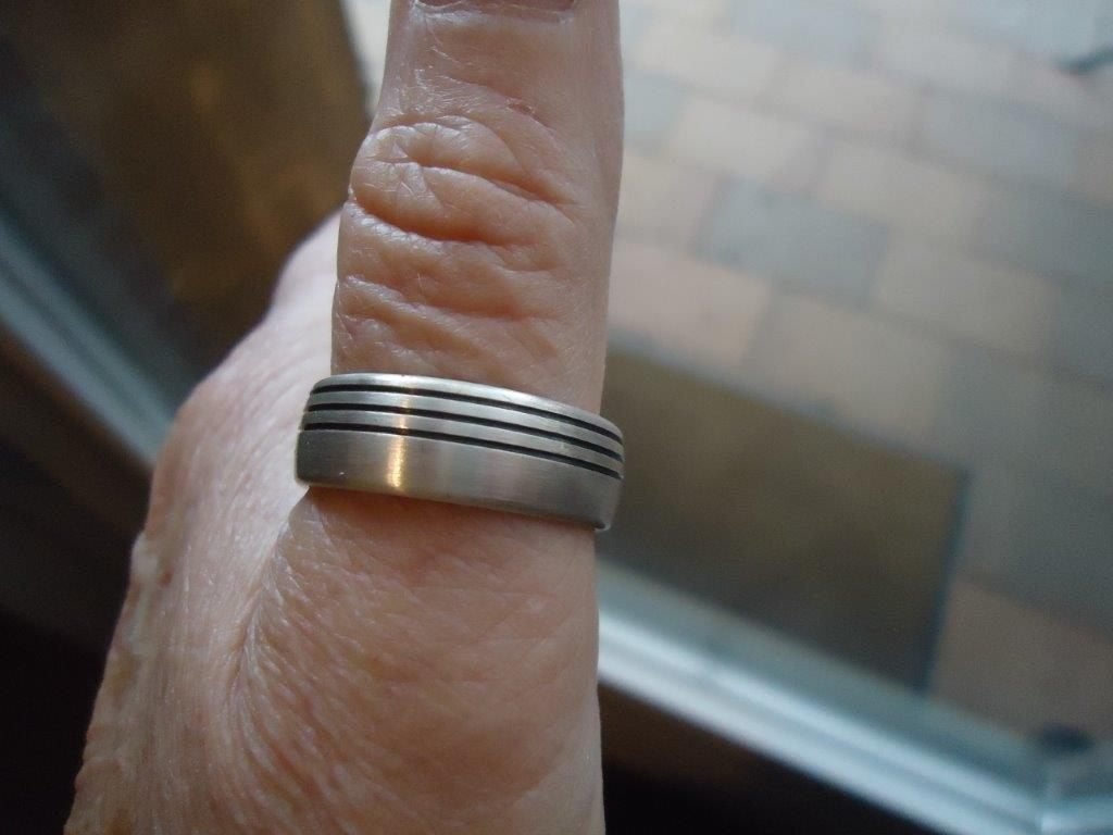 mooie zware massieve  echt zilveren band ring gemerkt mt 21, 20 of groter, Nieuw, Ophalen of Verzenden, Dame of Heer