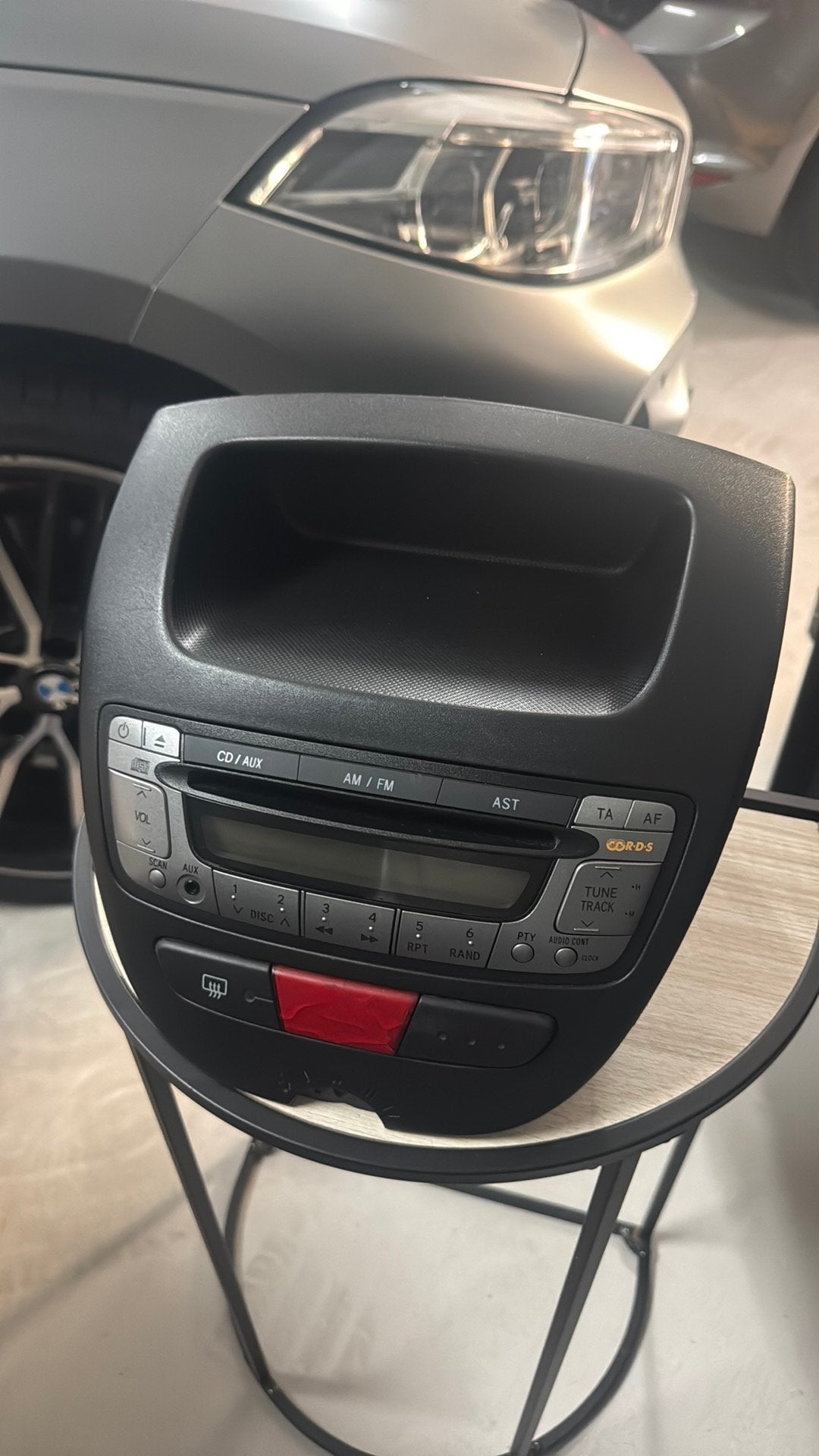 Radiosysteem Aygo/Citroen/Peugeot met Aux en Disc, Ophalen of Verzenden, Citroën