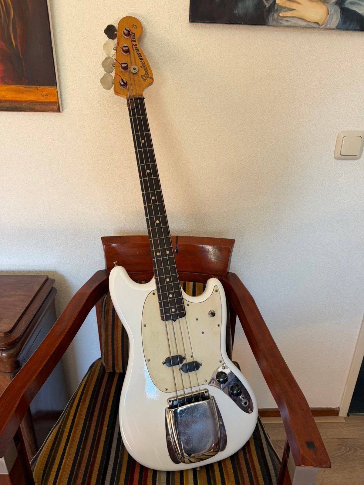 Fender Mustang Bass circa 1974 – Olympic White – vintage USA, Muziek en Instrumenten, Ophalen, Zo goed als nieuw