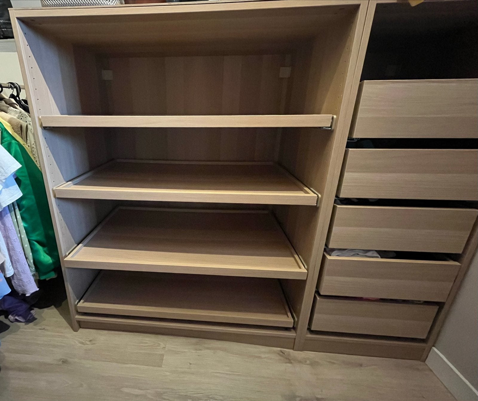 IKEA BESTÅ & KOMPLEMENT uitschuifbare planken eikenkleur, Ophalen, Zo goed als nieuw