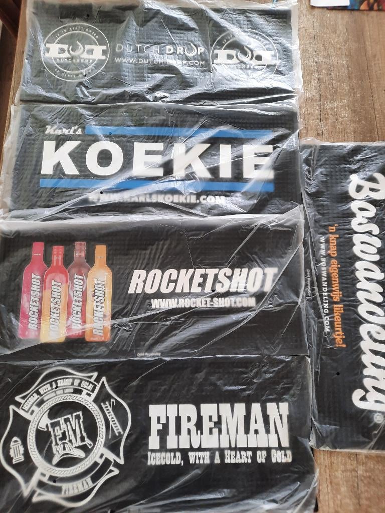 Rubberen bar mat Rocketshot,Koekie,Boswandeling, Verzamelen, Merken en Reclamevoorwerpen, Ophalen of Verzenden, Nieuw, Overige typen