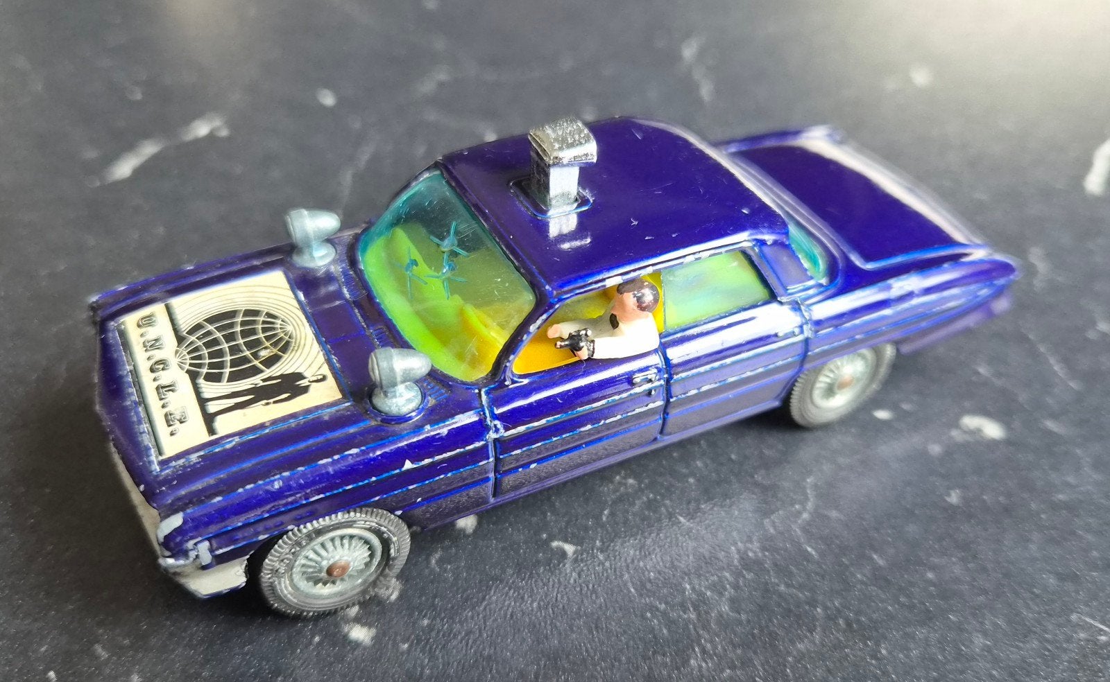 Corgi Toys 497 Oldsmobile Super 88 Man from U.N.C.L.E., Hobby en Vrije tijd, Ophalen of Verzenden, Gebruikt, Auto, Corgi