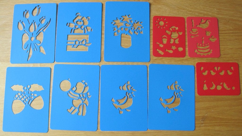 negen verschillende sjablonen - beer - bloemen - eend -taart, Ophalen of Verzenden, Zo goed als nieuw, Overige thema's, Pons of Mal