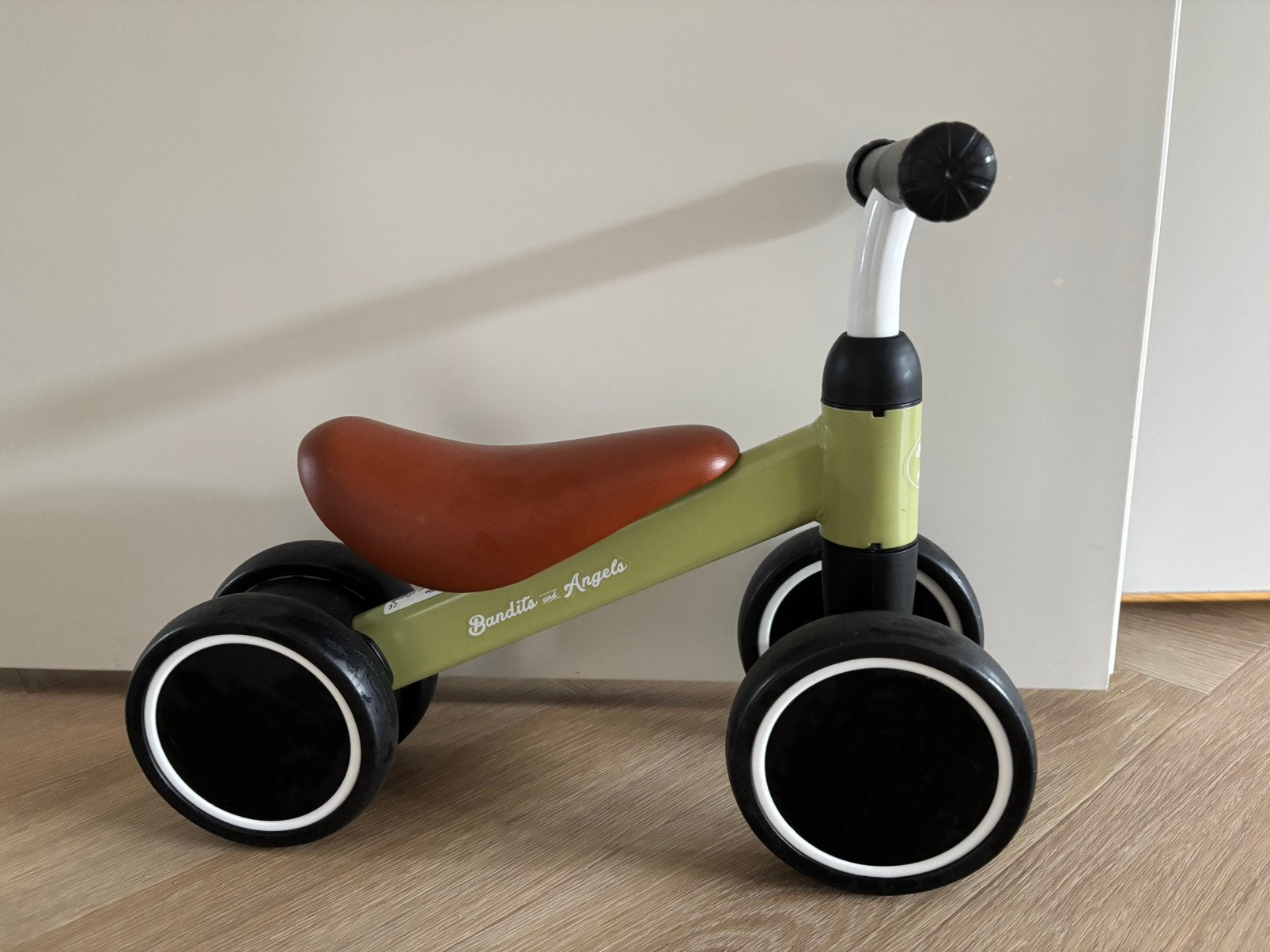 Bandits & Angels loopfiets (little starter), Ophalen of Verzenden, Zo goed als nieuw, Minder dan 16 inch, Bandits & Angels