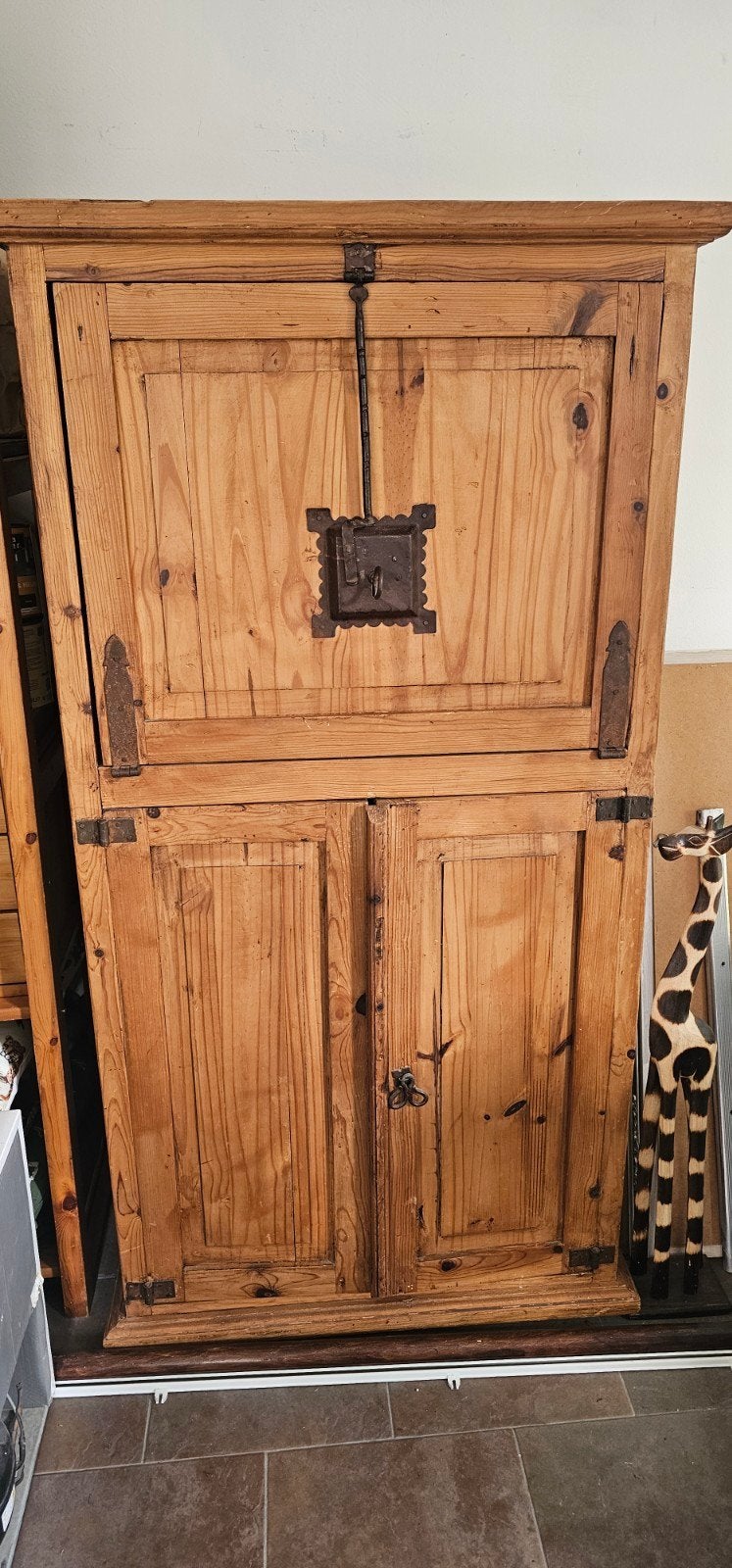 Mexicaanse stijl wijnkast met bar en opbergruimte, Ophalen, Gebruikt, 5 tot 15 flessen, 75 cm of meer