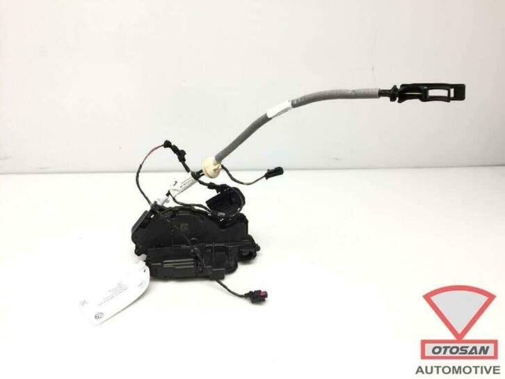 vw tiguan 5na vag portierslot deurslot links voor 5ta837015a, Gebruikt, Volkswagen, Volkswagen AG, Voor