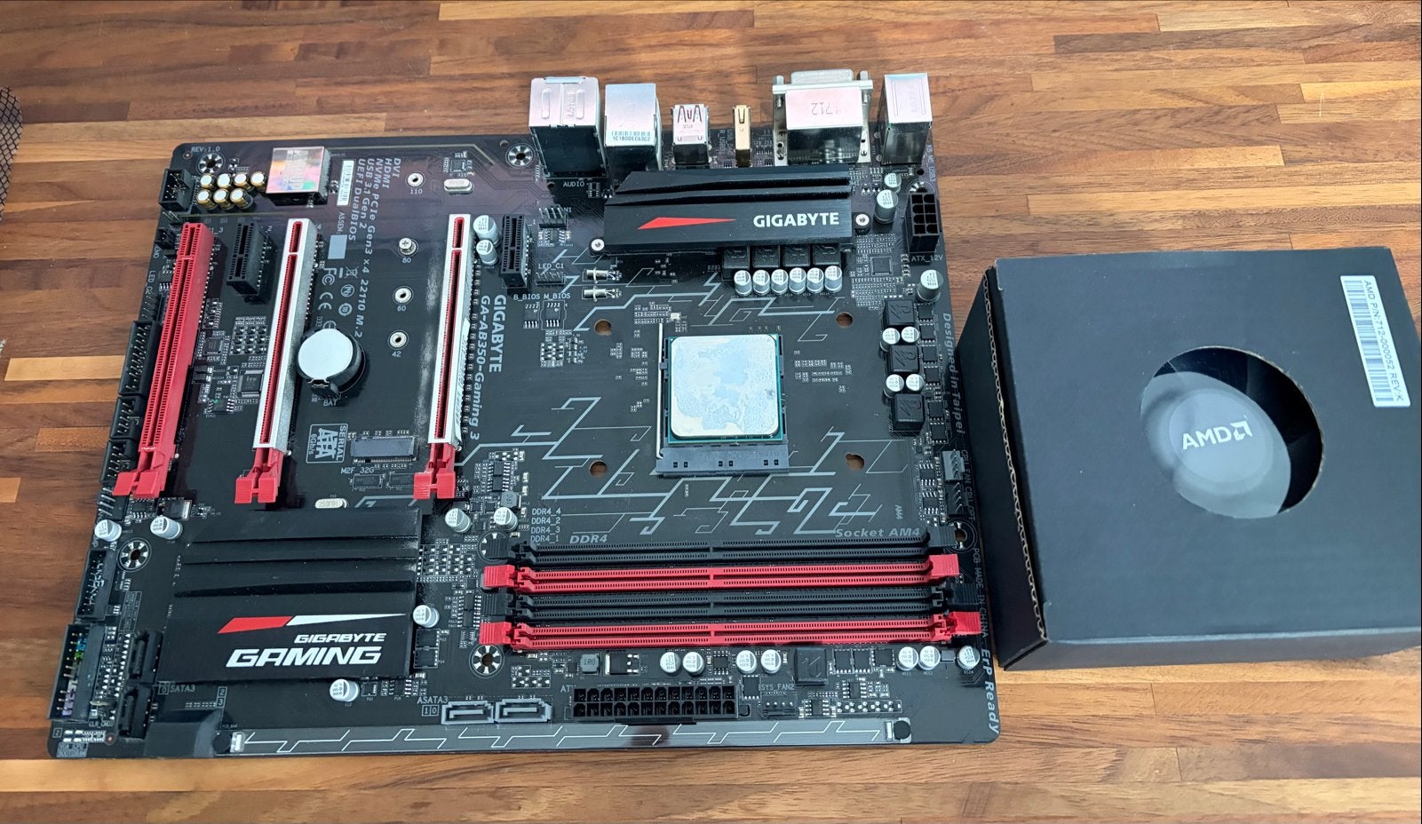 Gigabyte AB350 Gaming 3 met Ryzen 1600X en Wraith koeler, Computers en Software, Verzenden, Gebruikt, AMD, DDR4