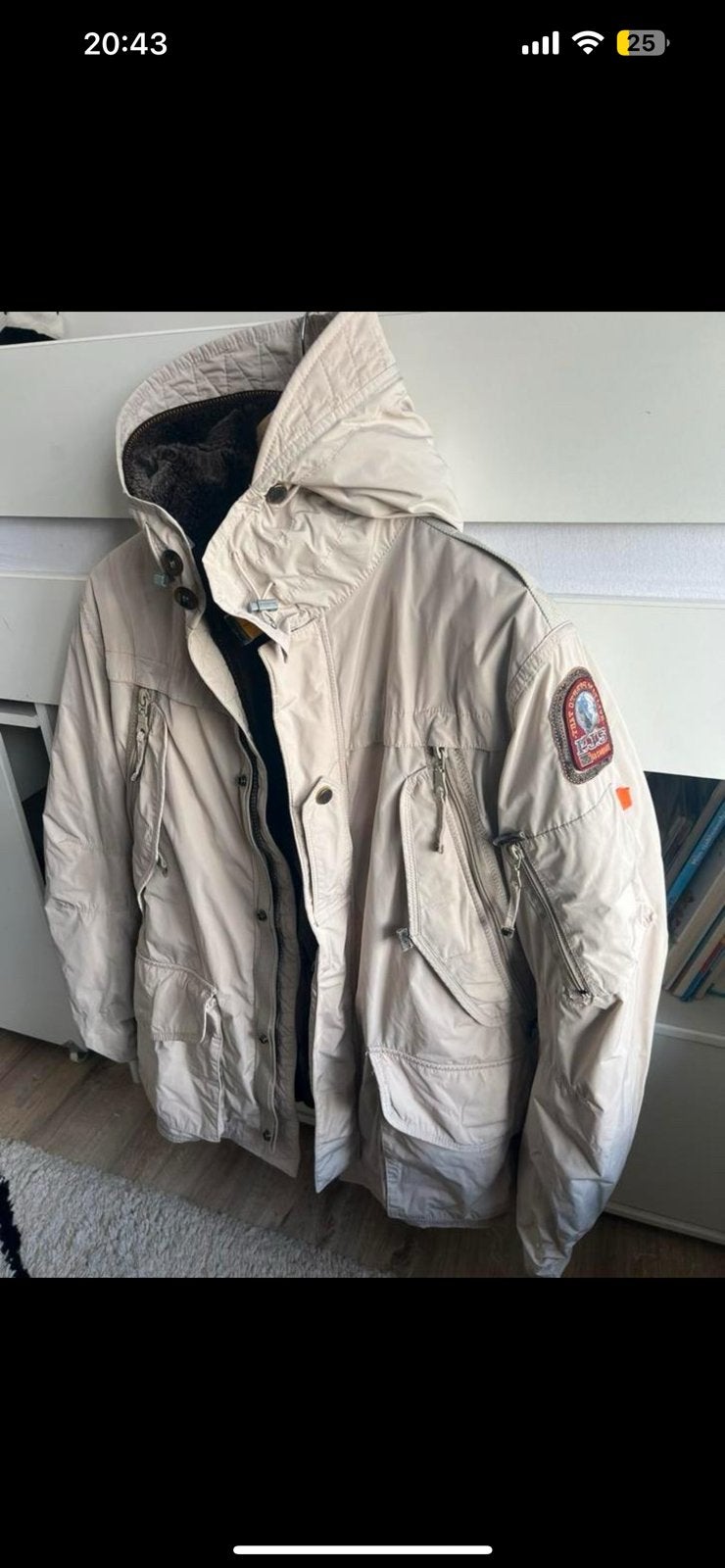 Parajumpers winter jas maat L slim valt ook als maat M, Ophalen of Verzenden, Zo goed als nieuw, Beige
