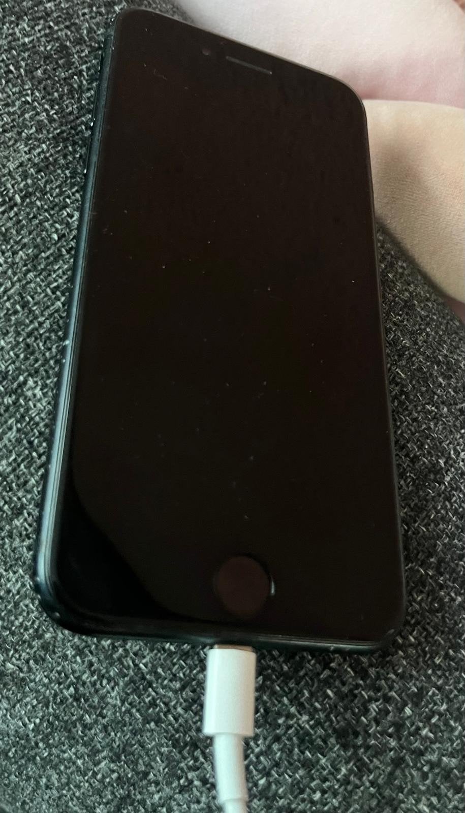 iPhone SE (2022) 128 GB - 84% batterij, Telecommunicatie, Mobiele telefoons | Apple iPhone, Gebruikt, 128 GB, iPhone SE (2022)