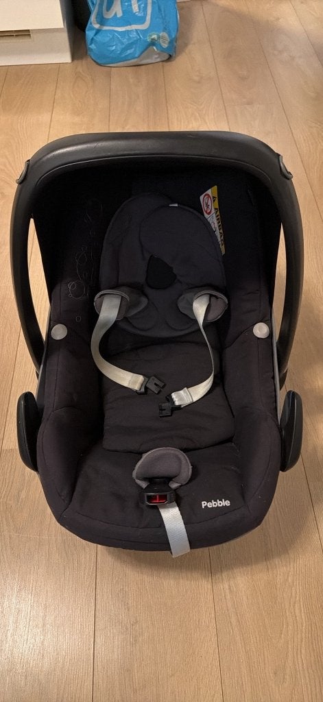 Maxi cosi pebble