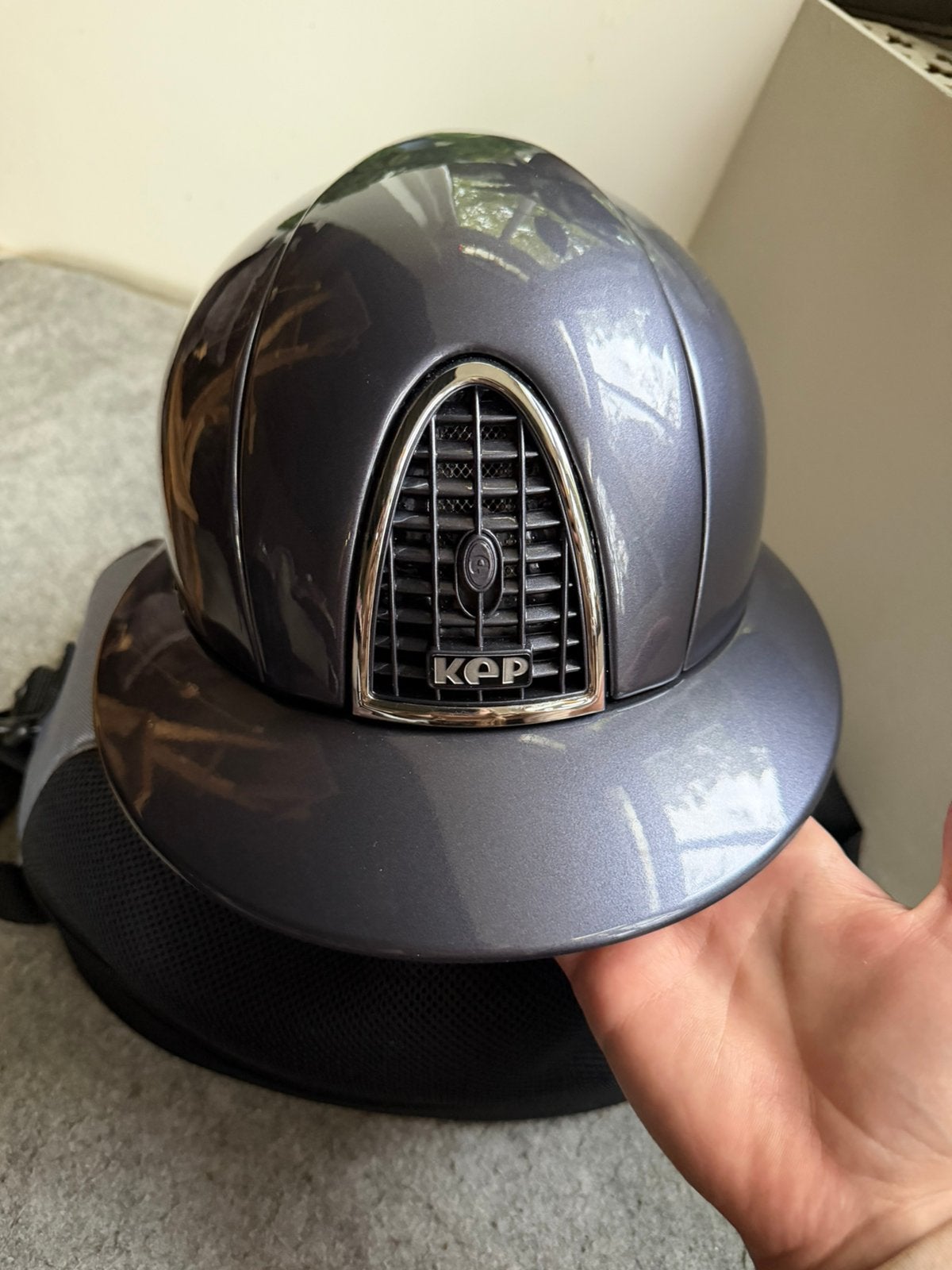 Prachtige grijze Kep Italia polo cap, Dieren en Toebehoren, Kep Italia, Dressuur, Ophalen of Verzenden, Zo goed als nieuw