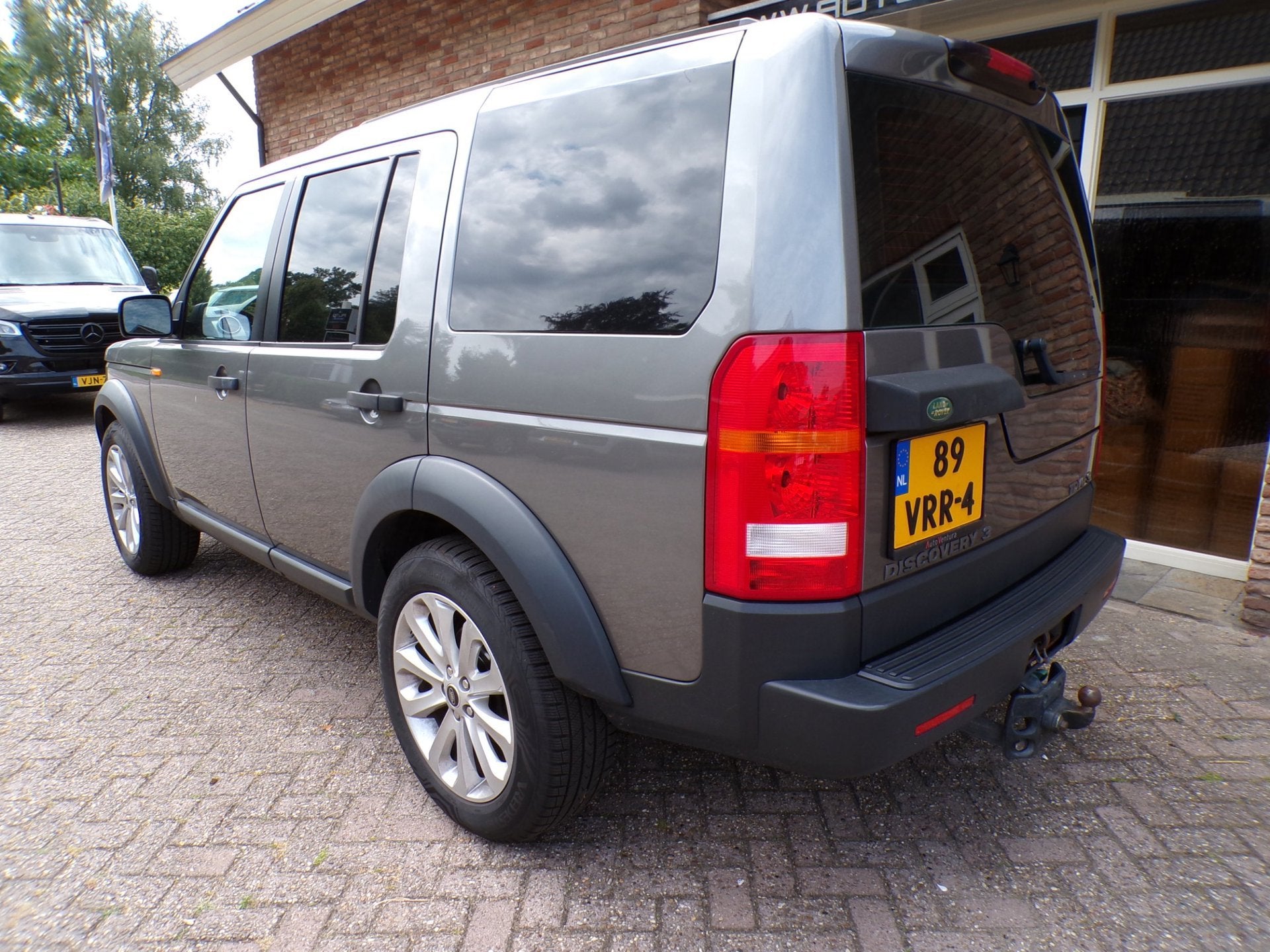 Land Rover Discovery 2.7 TdV6 SE Automaat / Grijs Kenteken, Automaat, Stof, 190 pk, Bedrijf