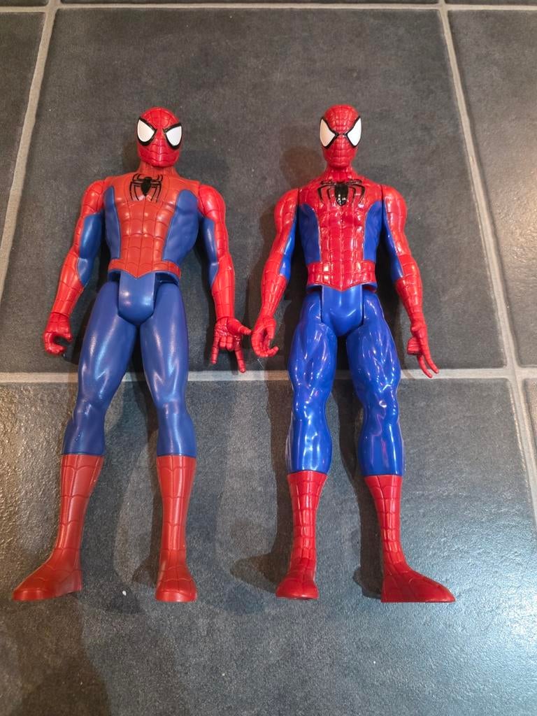 2 Spiderman poppen: zo goed als nieuw, Kinderen en Baby's, Speelgoed | Actiefiguren, Ophalen, Zo goed als nieuw