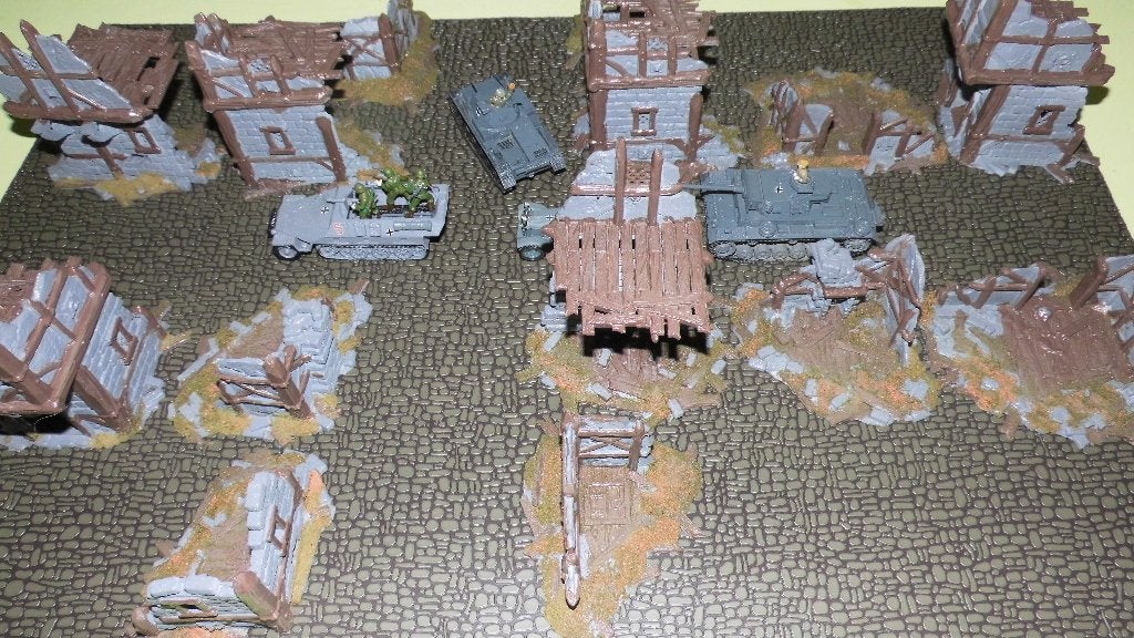 Wargaming/28MM/verwoest straatje/stadje/geprint/geverfd, Ophalen of Verzenden, Zo goed als nieuw, Historisch, Geverfd