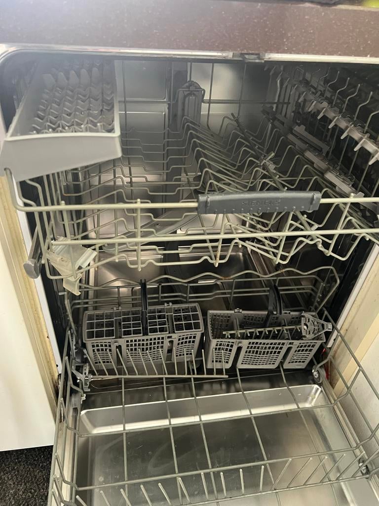 Siemens Vaatwasser - Werkt goed, kleine defecten, Ophalen, Gebruikt, Inbouw