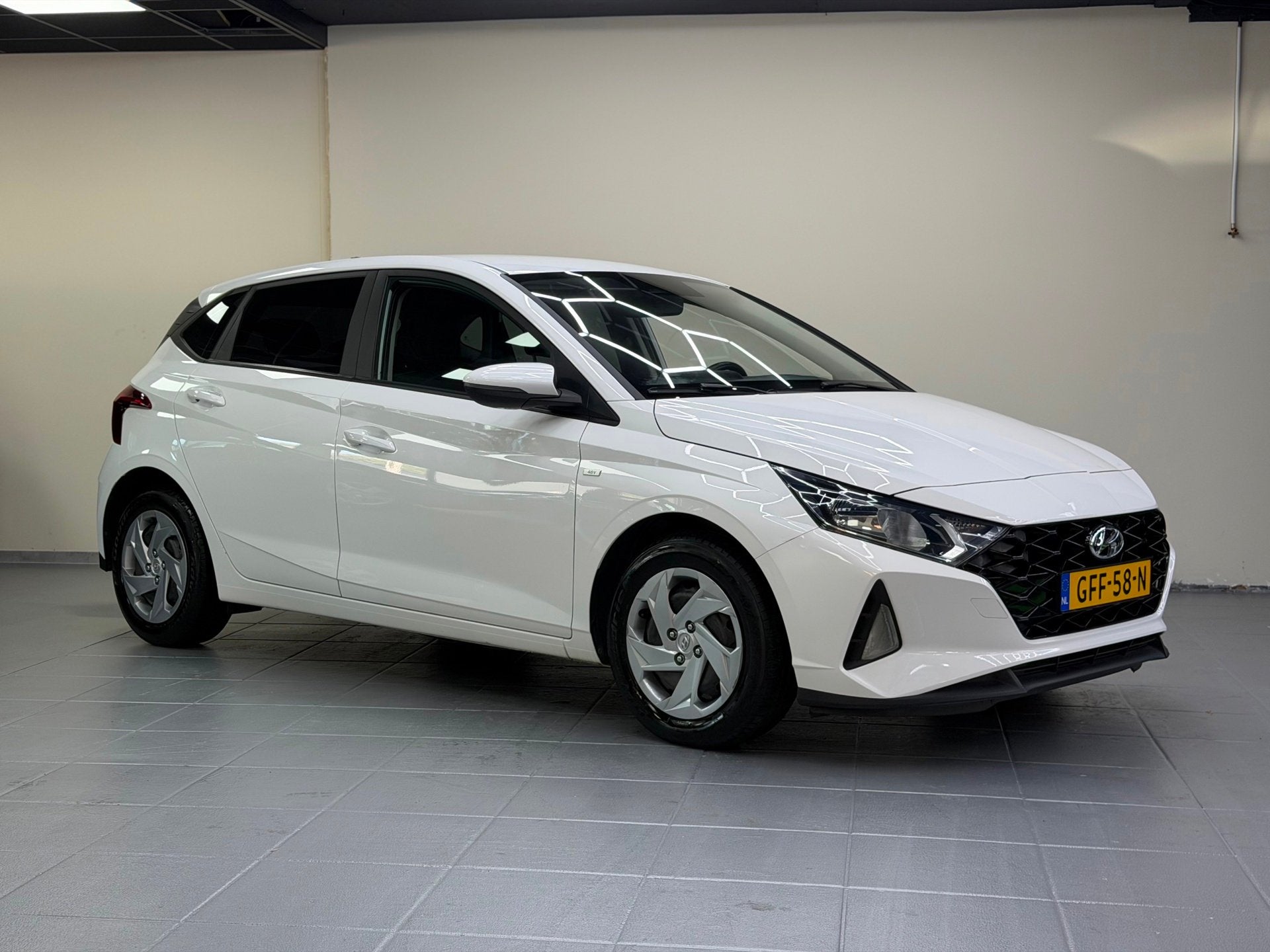 Hyundai I20 1.0 T-GDI Comfort Smart Automaat | Navi | camera, Auto's, Dealer onderhouden, 450 kg, Gebruikt, Euro 6