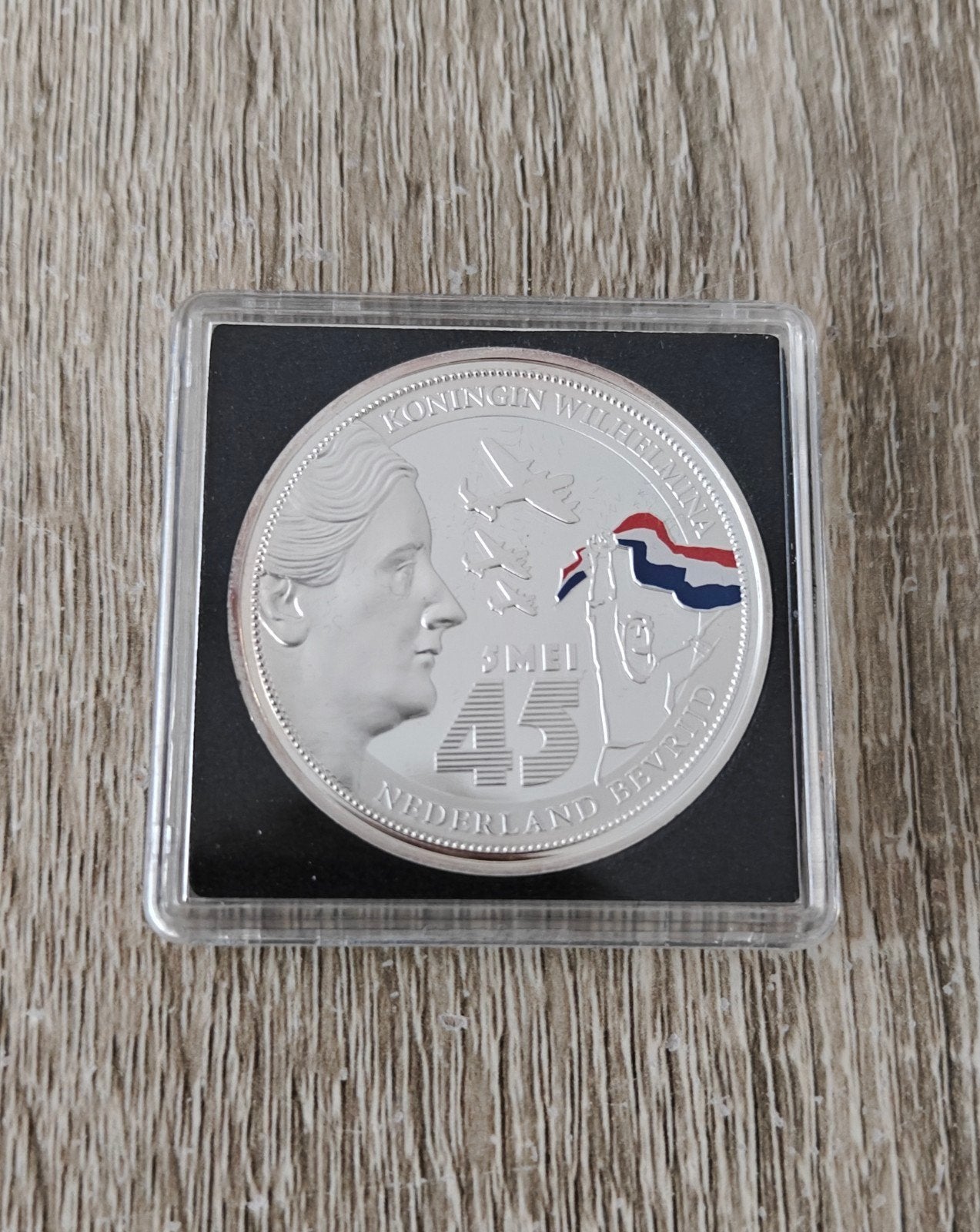 Verzilverde herdenkingsmunt bevrijding 1945, Ophalen of Verzenden, Losse munt, Zilver