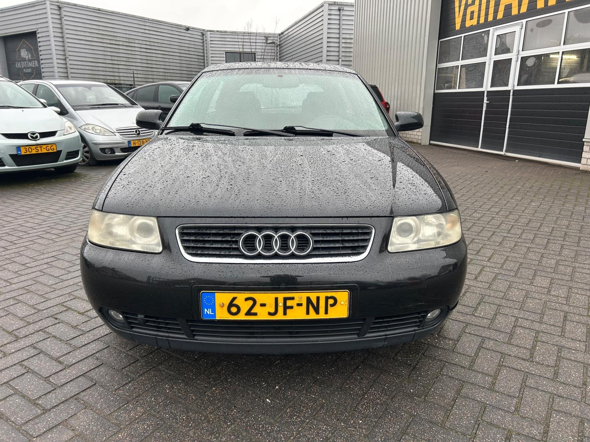 Audi A3 1.6 Attraction | CLIMATE | APK 03-2027 |, Auto's, Voorwielaandrijving, Stof, Gebruikt, Handgeschakeld