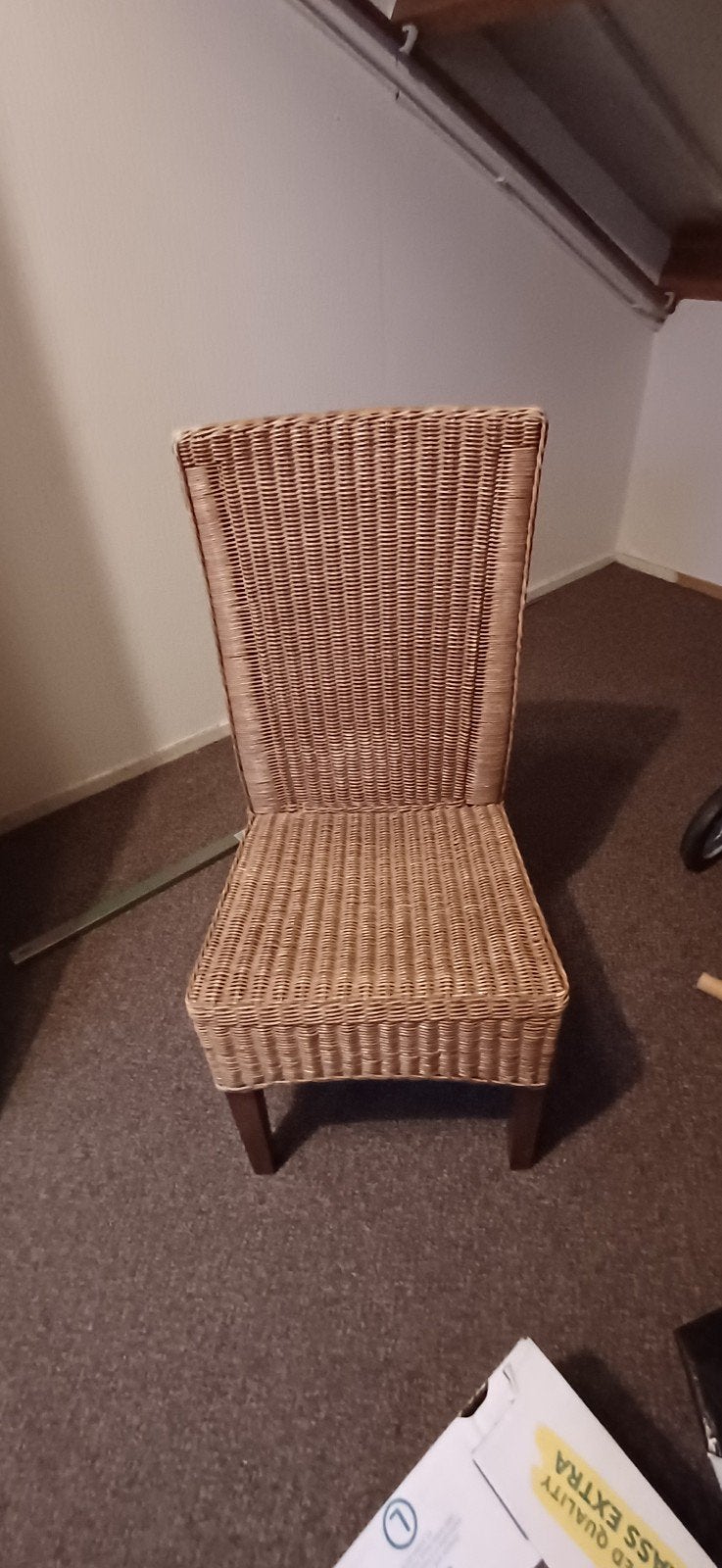 1 rieten eetkamerstoel, Ophalen, Gebruikt, Bruin, Eén