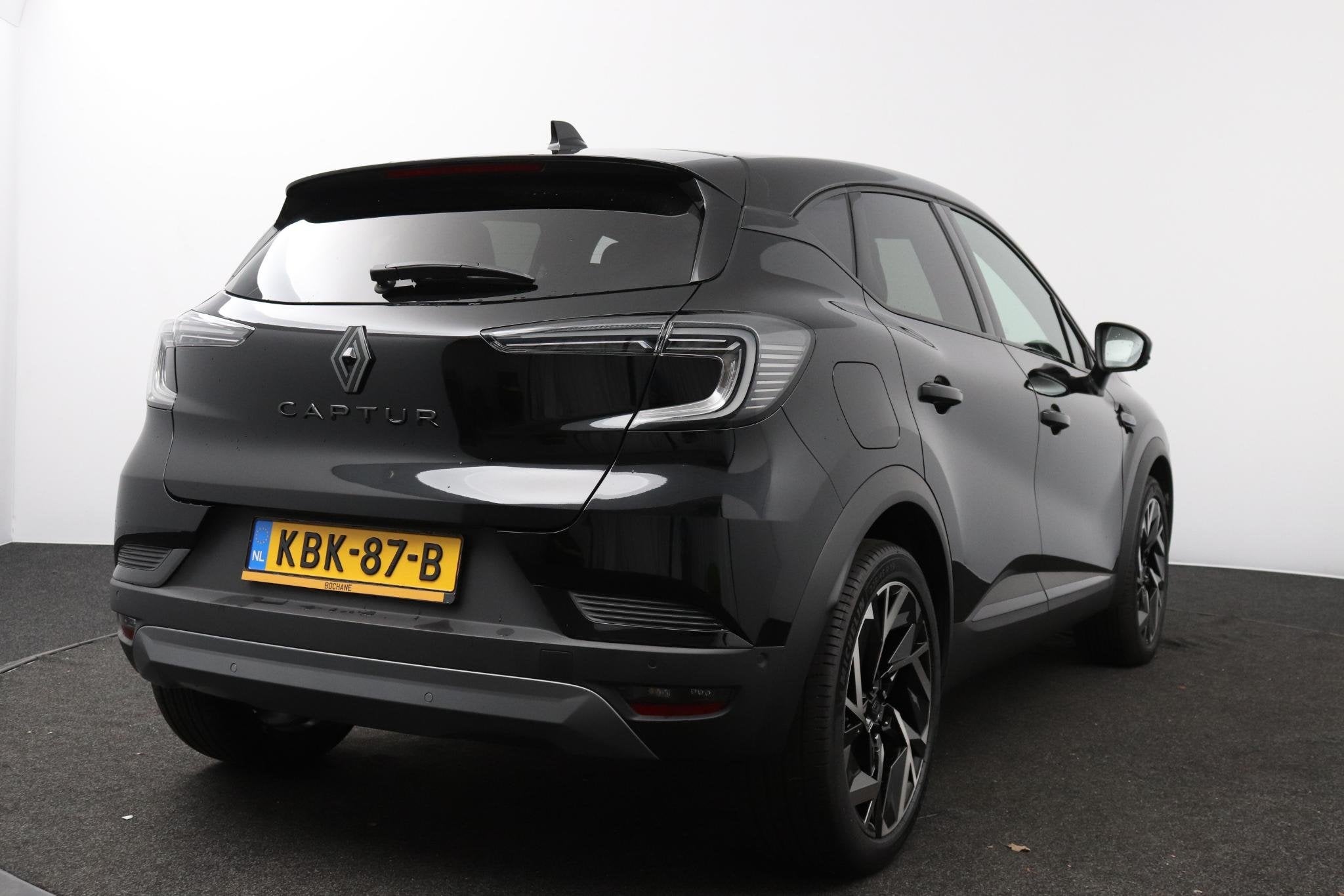 Renault Captur 1.3 mild hybrid 160 esprit Alpine | Panoramad, Auto's, 1272 kg, Gebruikt, 4 cilinders, Met garantie (alle)
