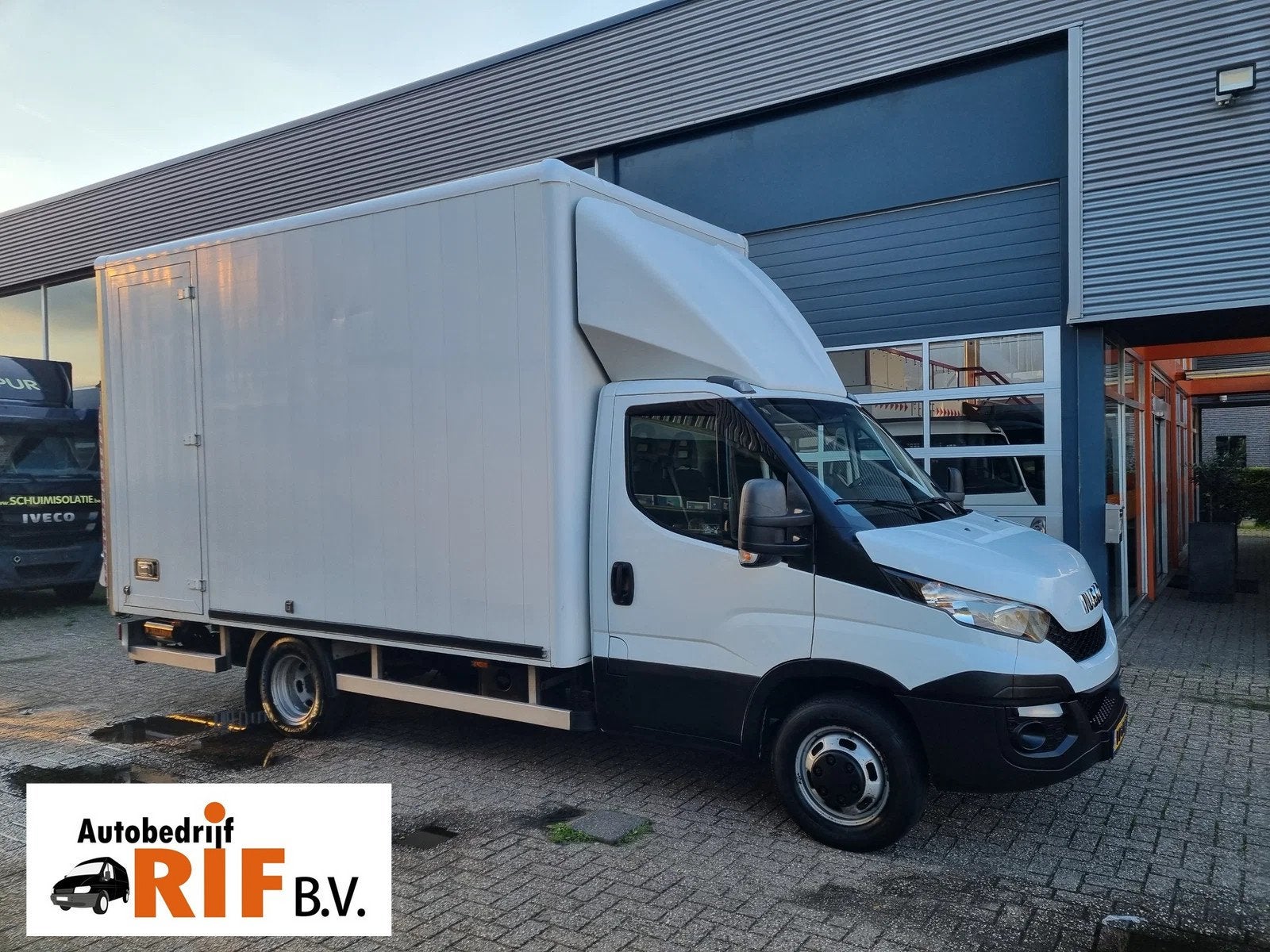 Iveco Daily 35C11 Bakwagen Laadklep 22m3 2.48 hoog, Euro 5, Achterwielaandrijving, Iveco, Wit