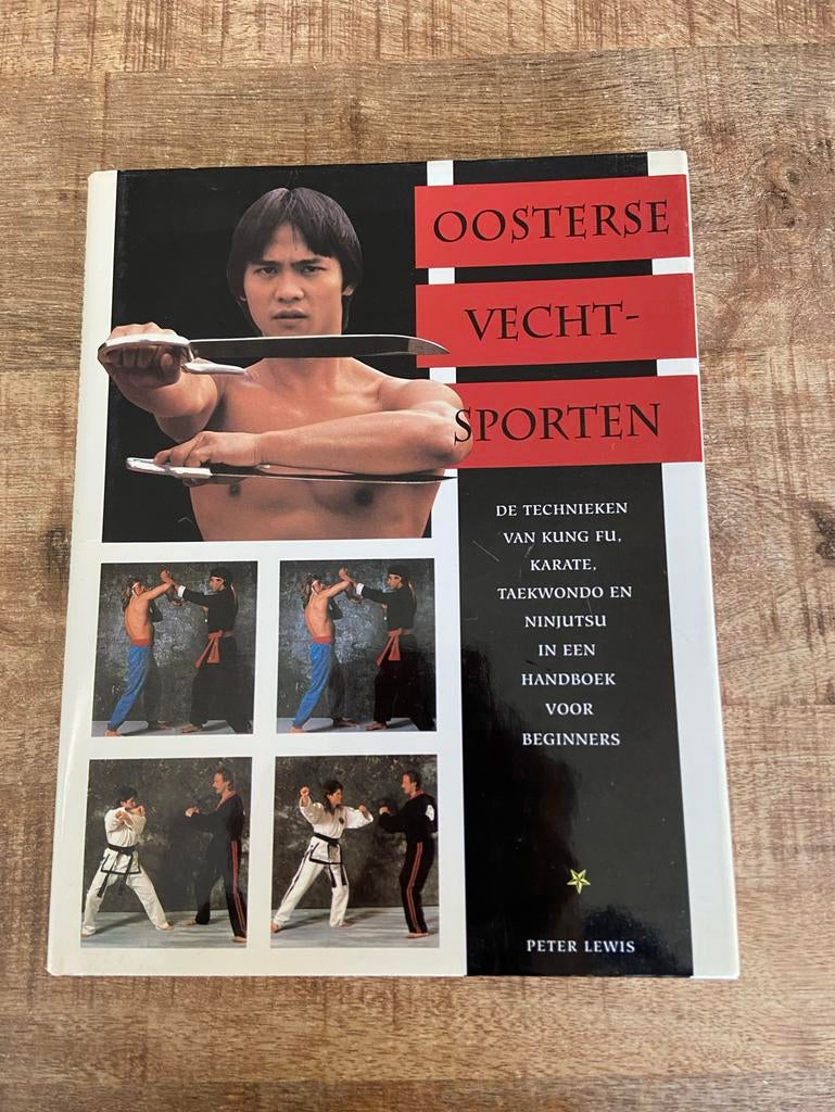 Oosterse Vechtsporten Boek - Kung Fu, Karate, Taekwondo, Boeken, Ophalen of Verzenden, Gelezen, Vechtsport