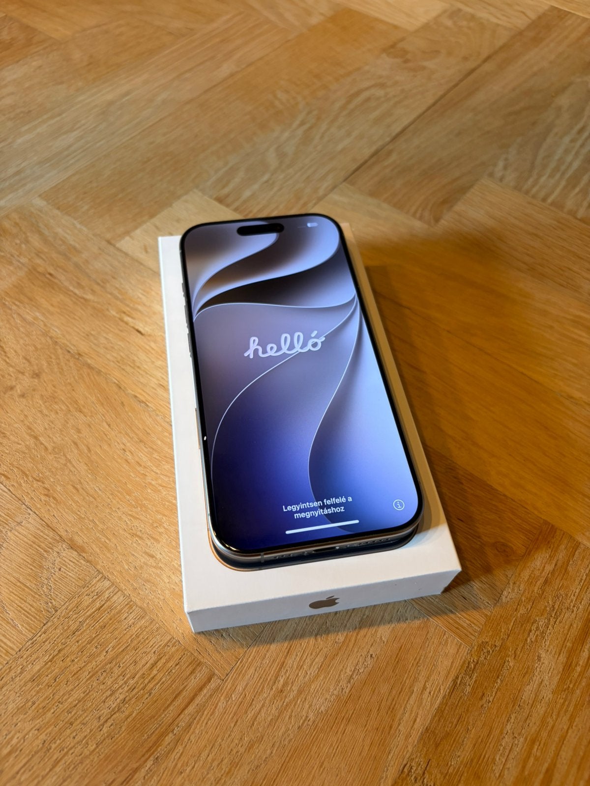 Iphone 16 Pro Natural Titanium - 128 GB, Telecommunicatie, Ophalen, Zo goed als nieuw, 128 GB, IPhone 16 Pro
