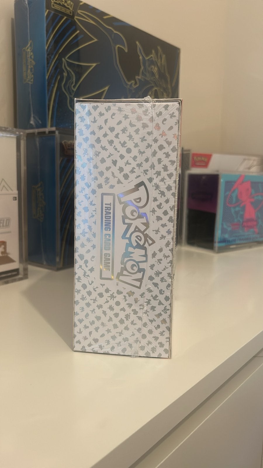Pokémon TCG: Scarlet & Violet 151 Ultra-Premium Collection, Ophalen of Verzenden, Nieuw, Overige typen