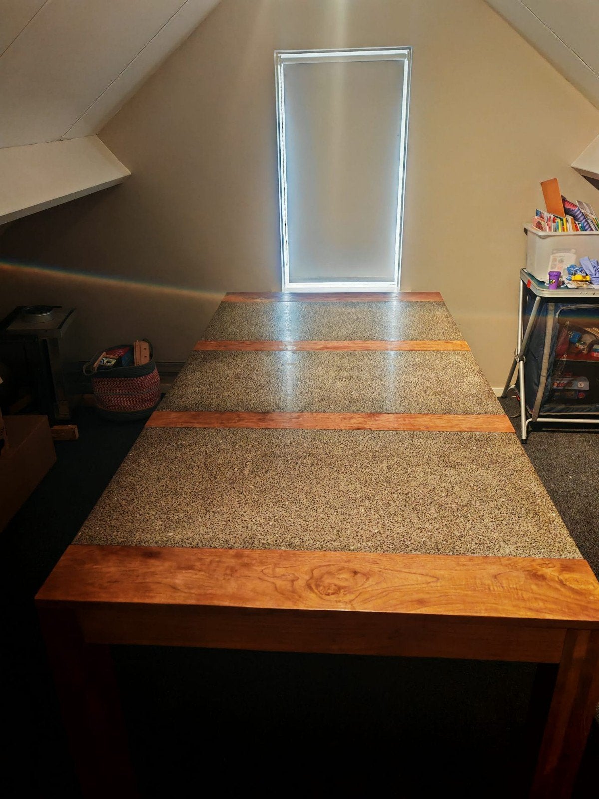 Eettafel van hout en steen, Huis en Inrichting, Tafels | Eettafels, Ophalen, Gebruikt, 200 cm of meer, 50 tot 100 cm