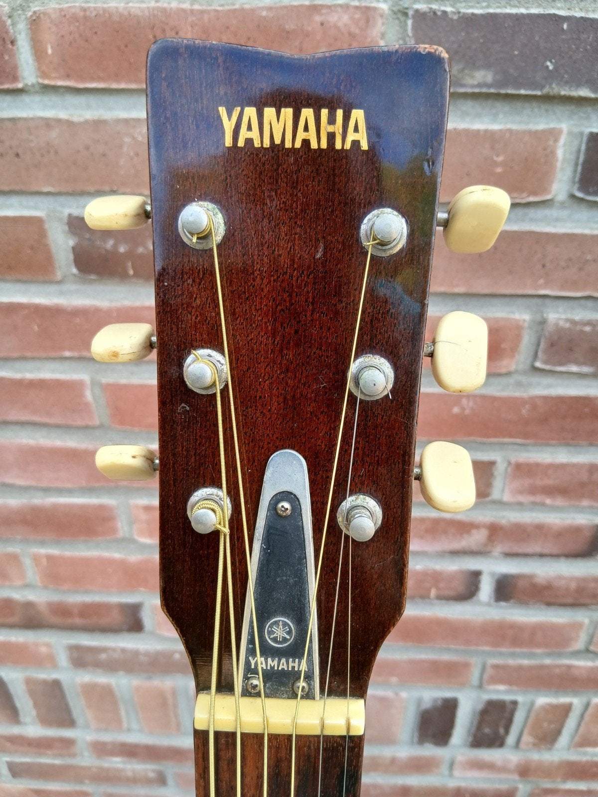YAMAHA FG 140 RED LABEL MADE IN JAPAN 1971 NIPPON GAKKI, Muziek en Instrumenten, Snaarinstrumenten | Gitaren | Akoestisch, Ophalen of Verzenden