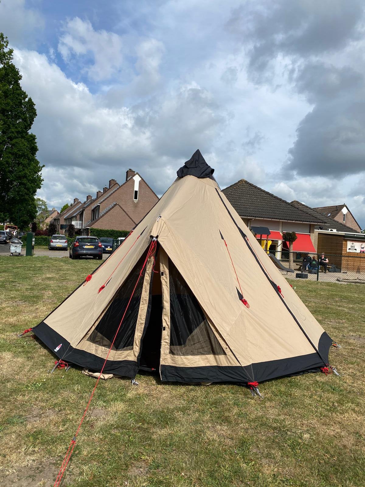 Robens Chinook Ursa -> Tent + footprint + fleececarpet, Ophalen, Zo goed als nieuw, Meer dan 6