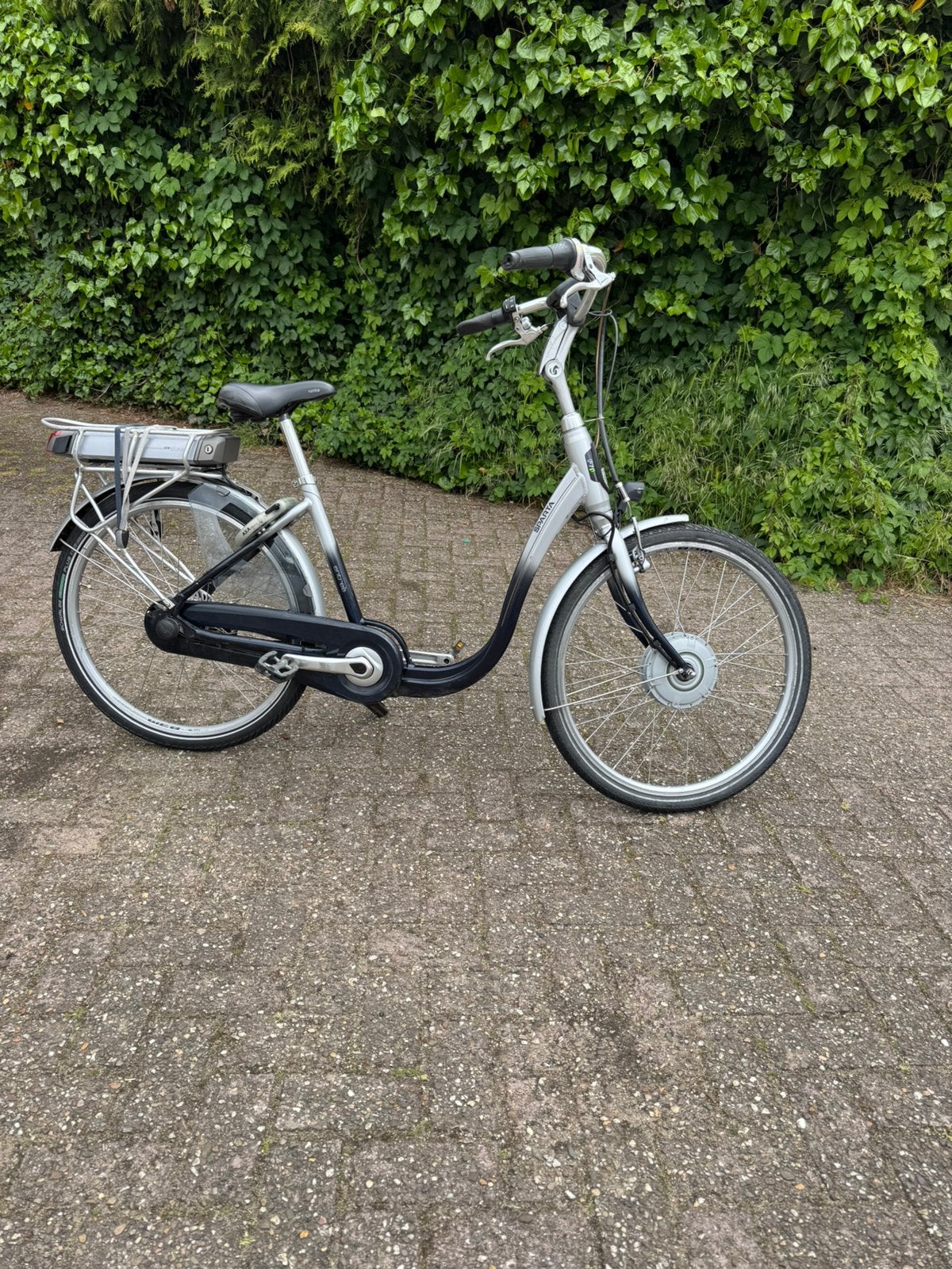 Elektrische Sparta ion F7A fiets.lage instap, Fietsen en Brommers, Ophalen, Sparta, 47 tot 50 cm, Versnellingen