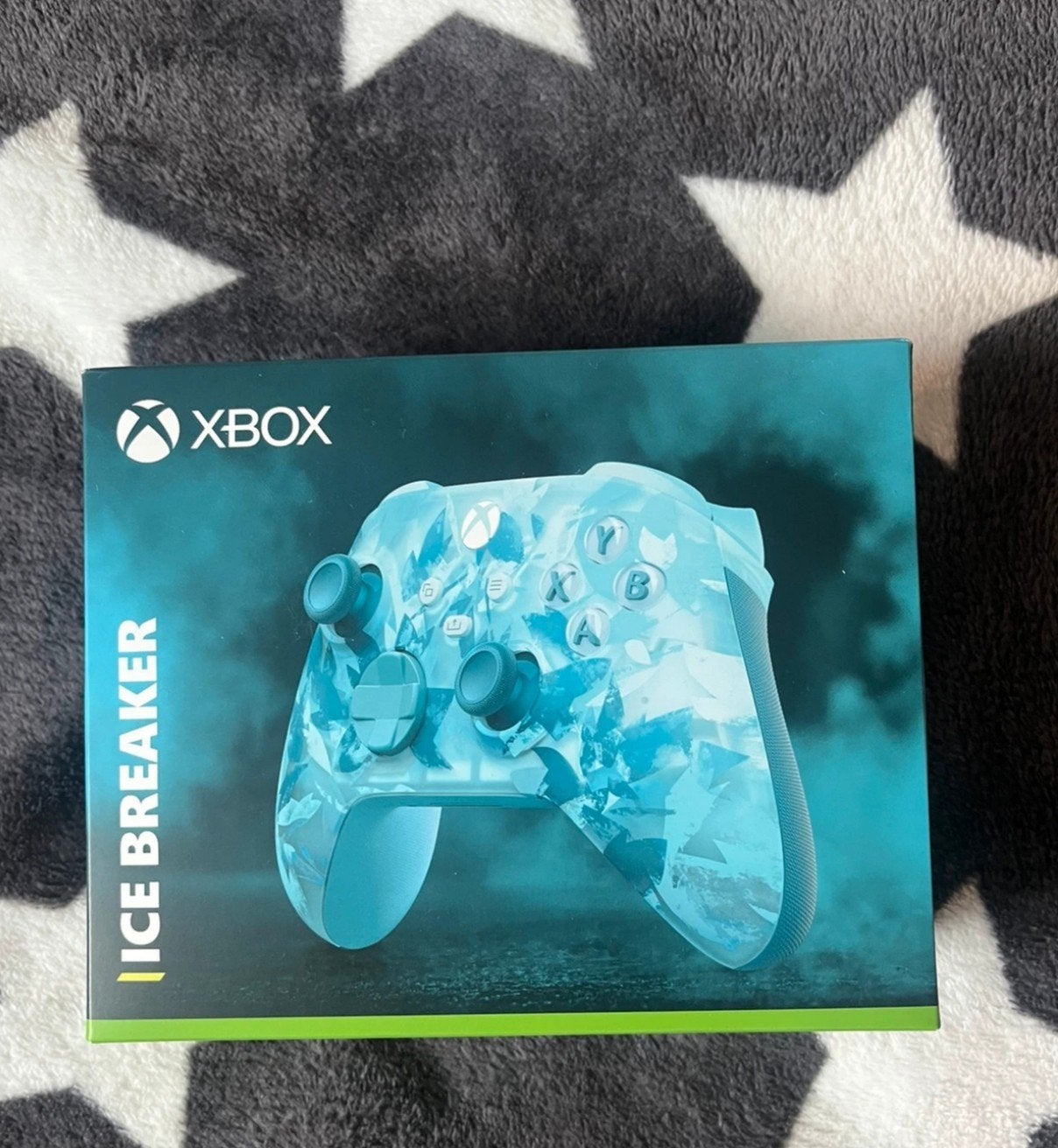 Nieuwe Special Edition Ice Breaker Xbox Controller, Spelcomputers en Games, Spelcomputers | Xbox | Accessoires, Nieuw, Xbox One