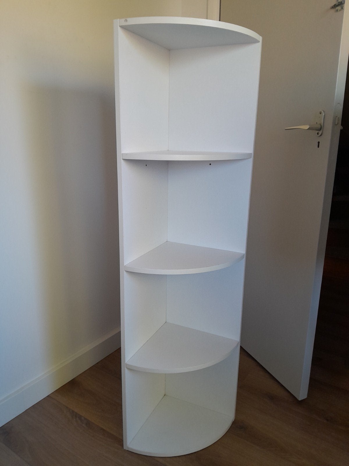 witte hoekkast , 2 stuks, Ophalen, Zo goed als nieuw