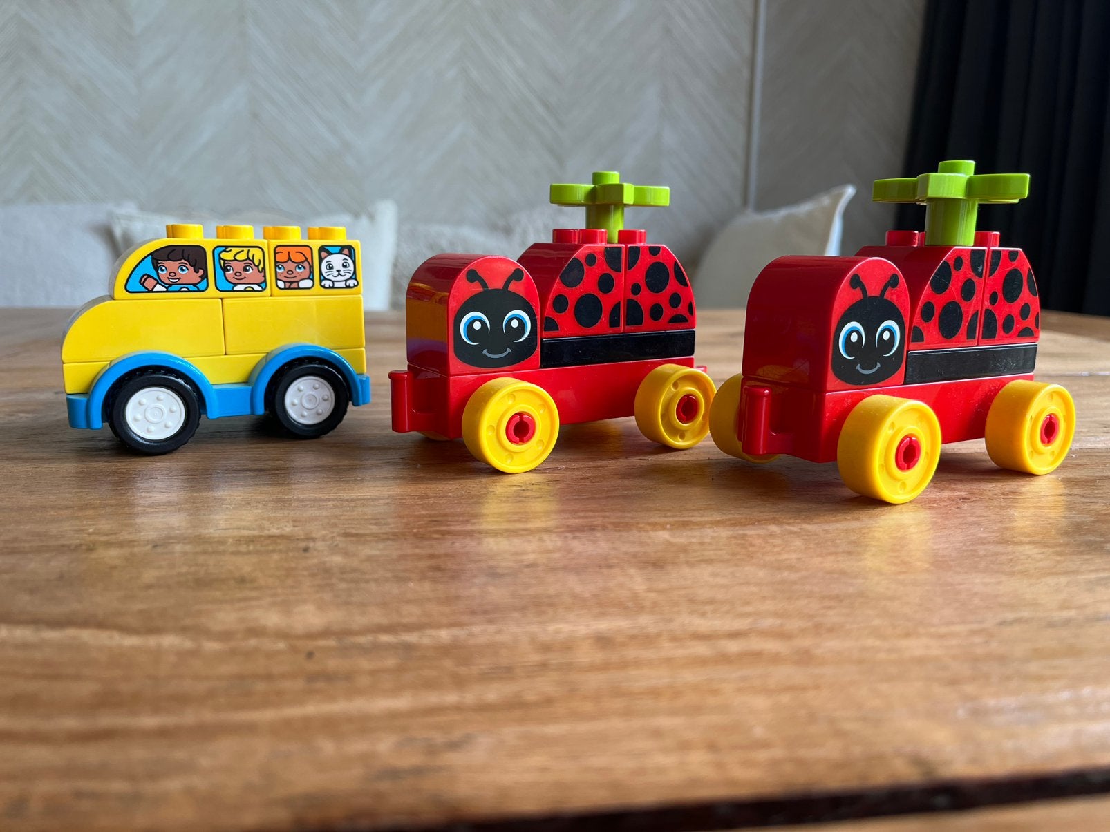 LEGO Duplo lieveheersbeestje en bus, Ophalen, Compleet, Duplo