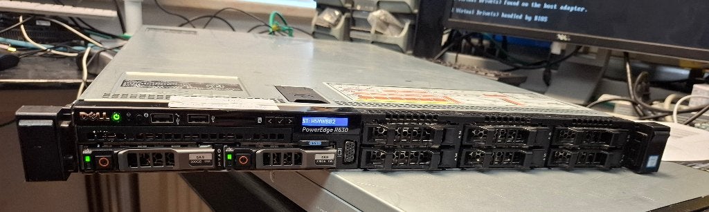 Dell Poweredge R630 met 28 cores, Computers en Software, Servers, 2 tot 3 Ghz, Dell, Hot swappable onderdelen, Refurbished
