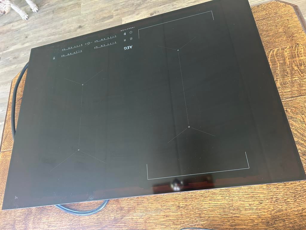 Aeg IKE74440CB  kookplaat inductie defect!, Ophalen, Niet werkend