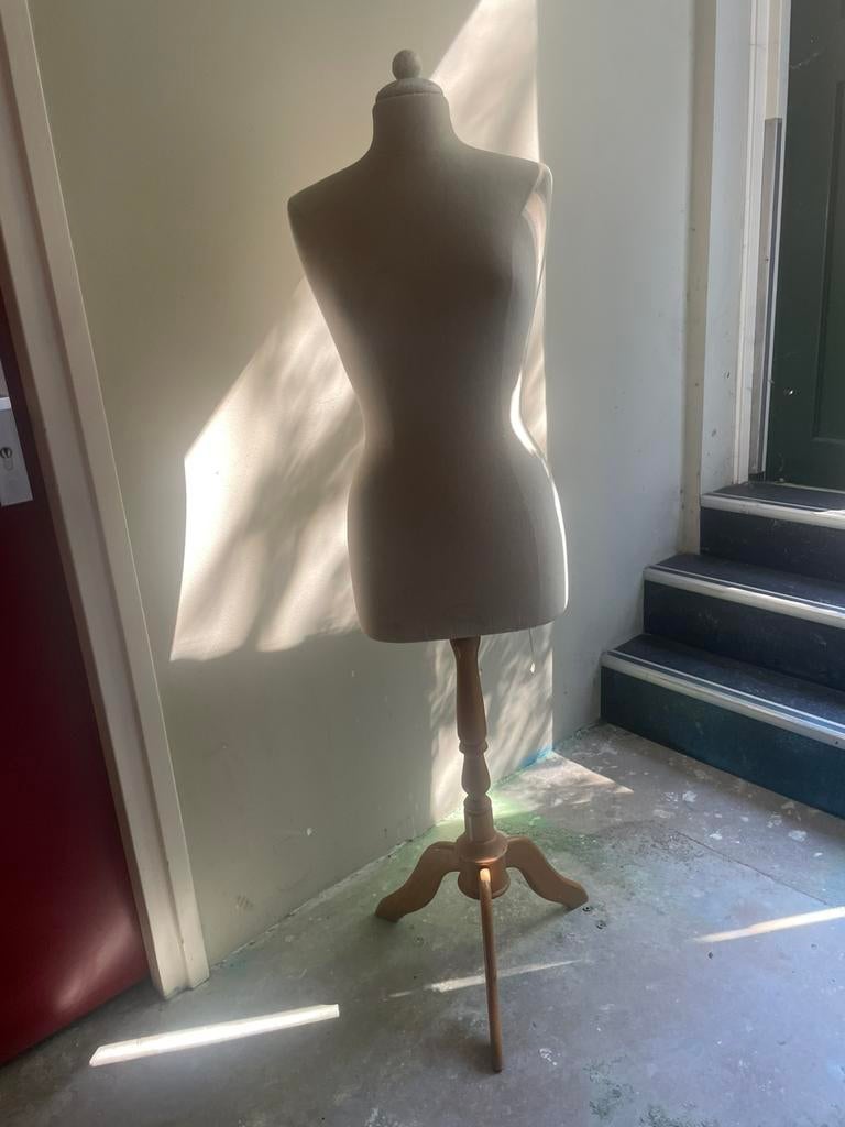 Paspop Faubourg-Saint Honoré Couture M (spelden mogelijk), Ophalen, Zo goed als nieuw, Paspop