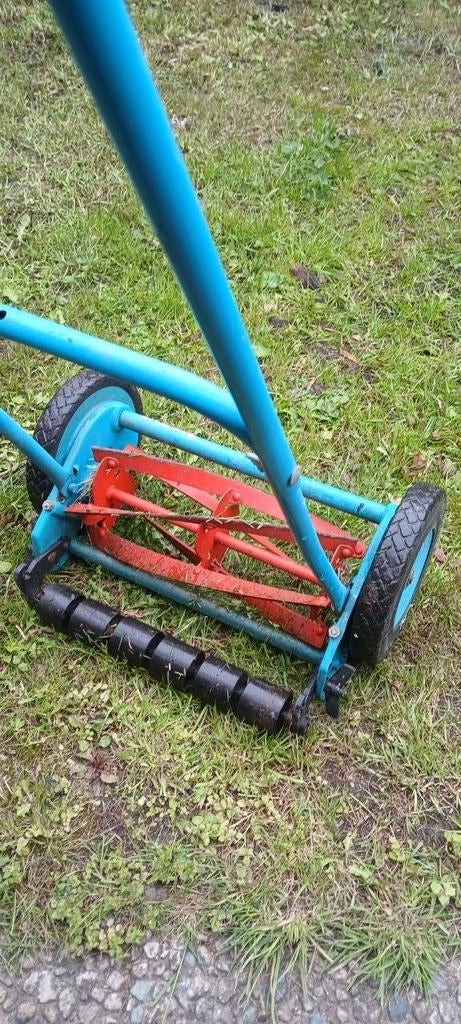 Gardena 300 handgrasmaaier, Tuin en Terras, Grasmaaiers, Ophalen, Gebruikt, Handgrasmaaier, 30 t/m 39 cm