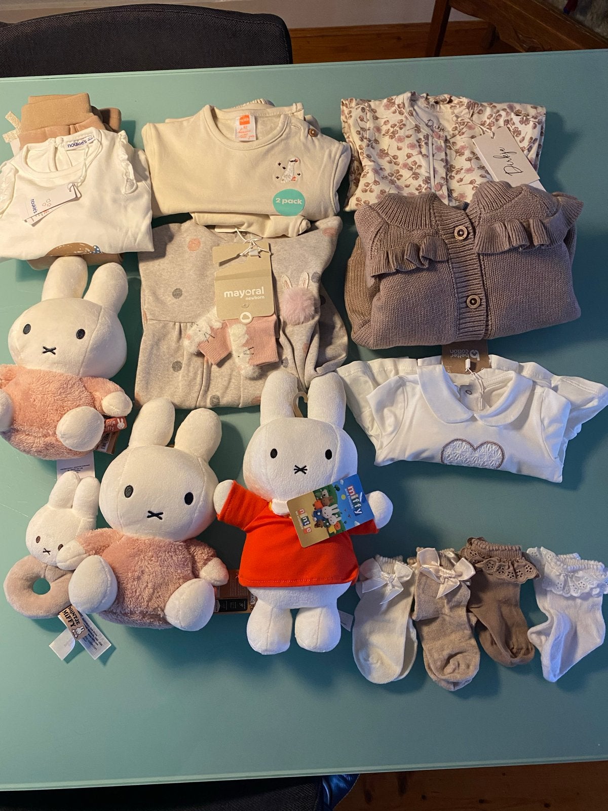 Grote set babykleding en knuffels (Noukies, Mayoral, Hema), Ophalen of Verzenden, Nieuw, Meisje, Broekje