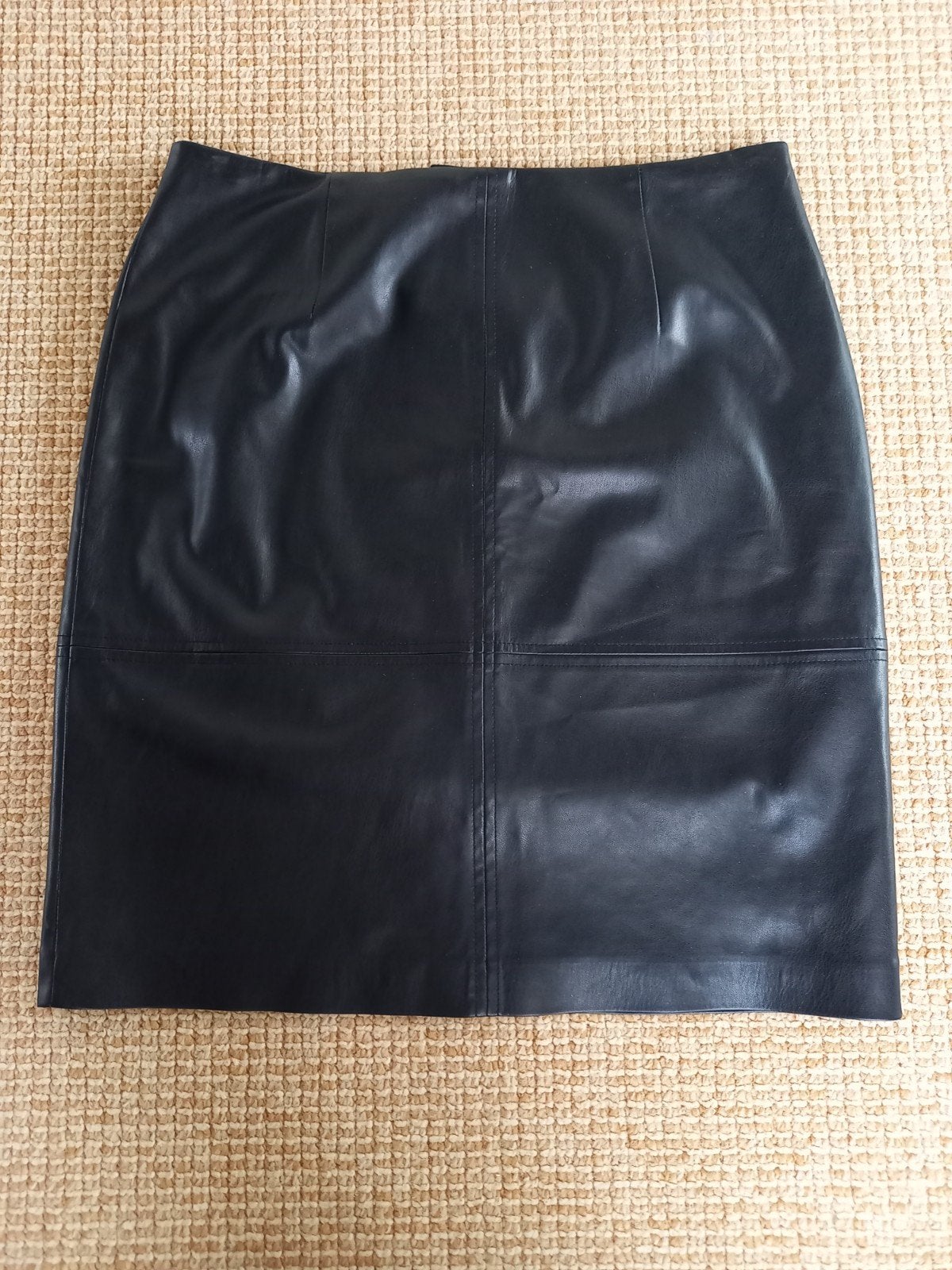 Zwarte kunstleren rok van Comma, Kleding | Dames, Rokken, Zwart, Zo goed als nieuw, Knielengte, Maat 36 (S)