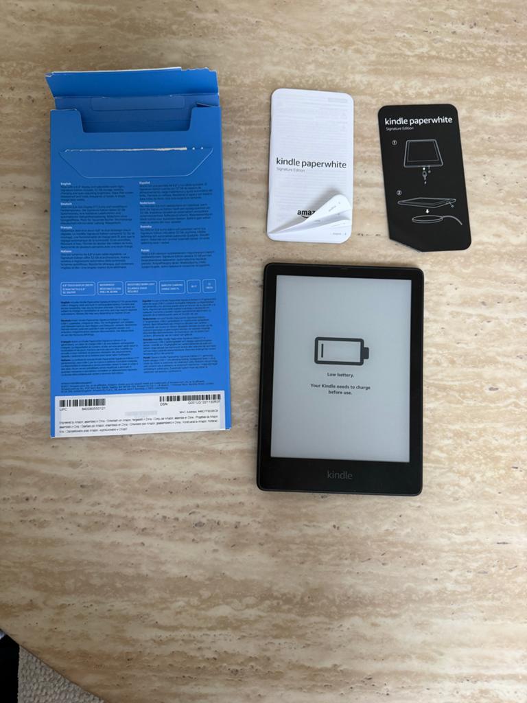 Kindle Paperwhite Signature Edition E-reader, Touchscreen, Ophalen of Verzenden, Zo goed als nieuw, 10 inch of meer