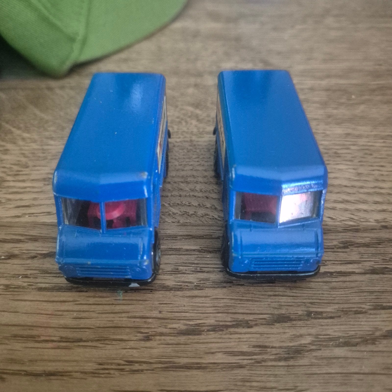commer 302 (2), Verzenden, Zo goed als nieuw, Bus of Vrachtwagen