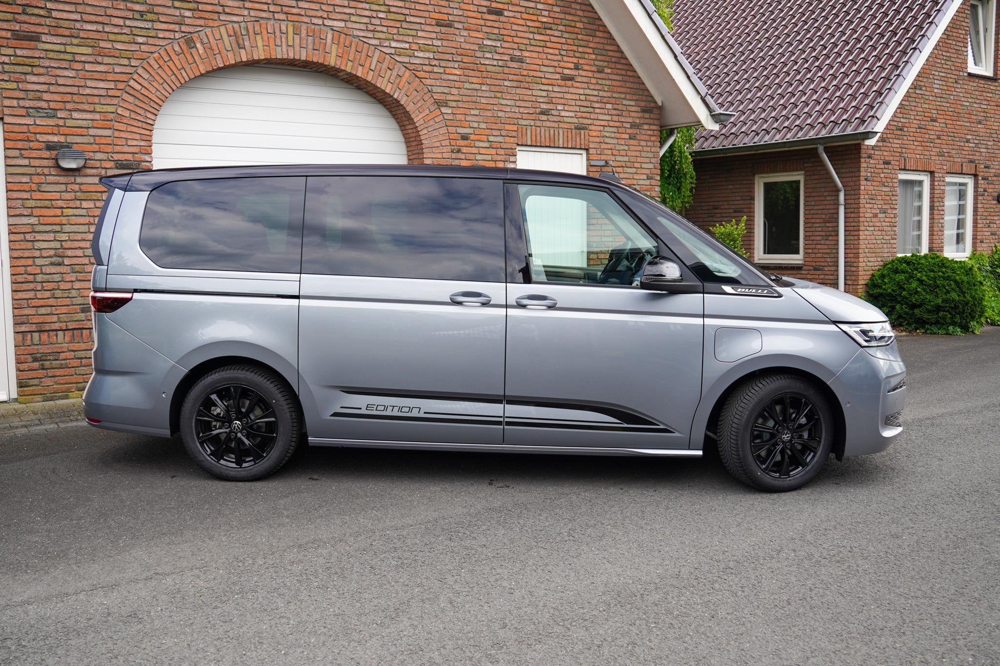 Volkswagen Multivan 1.5I E-hybrid Edition L2 4x4 Panoramadak, Automaat, Stof, Euro 6, 7 stoelen
