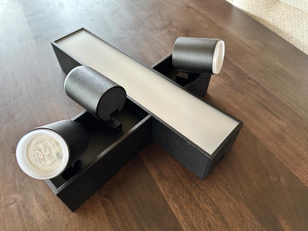 Philips Hue spot/plafondlamp Centris Cross 3-lichts (Zwart), Metaal of Aluminium, Ophalen of Verzenden, Zo goed als nieuw, Modern